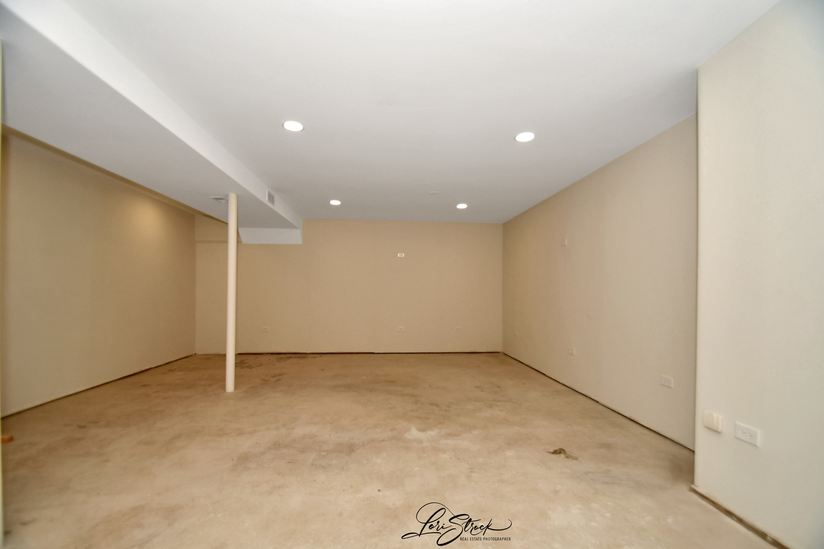 Mokena, Illinois, 60448, United States, 4 Bedrooms Bedrooms, ,3 BathroomsBathrooms,Residential,For Sale,1982496