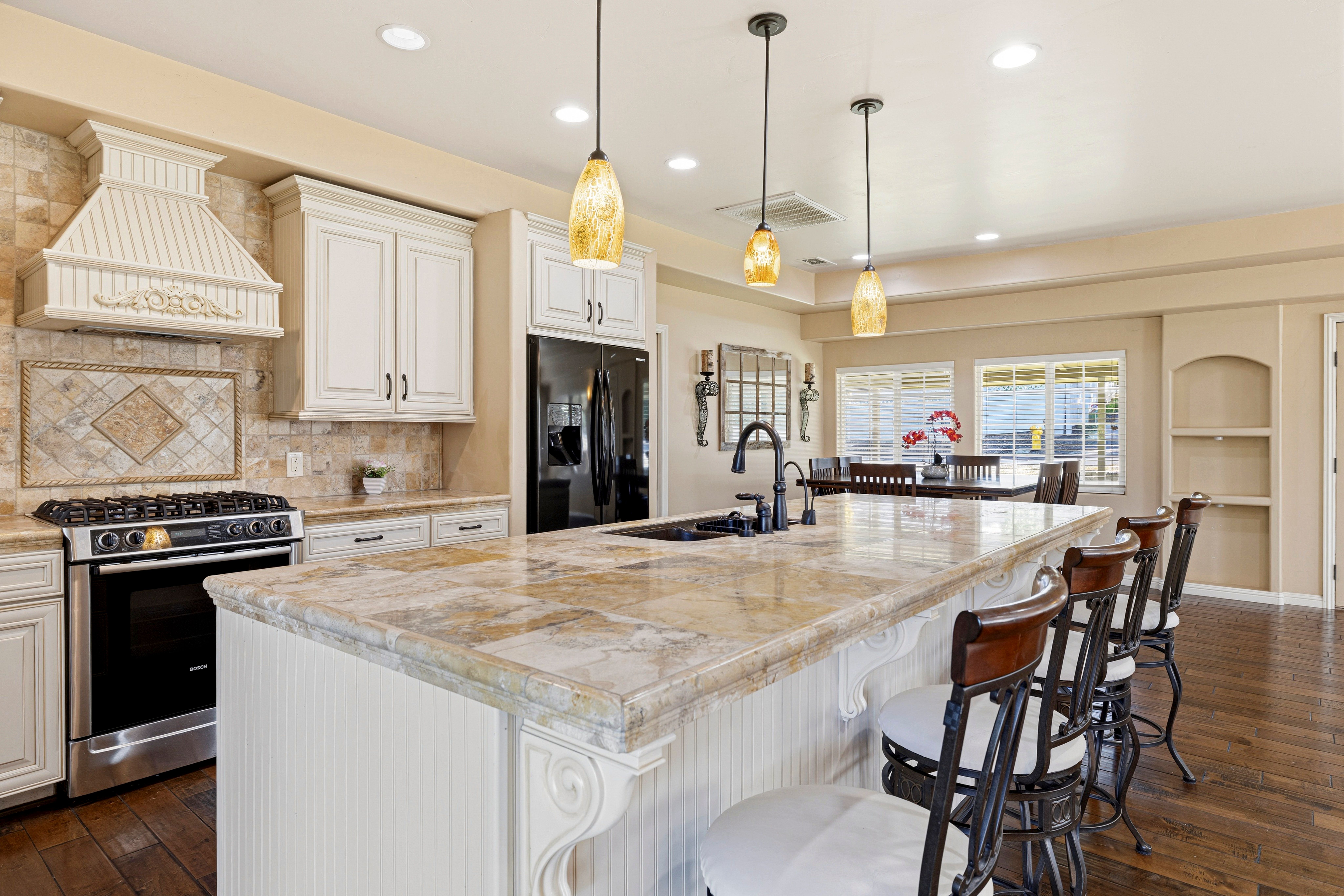  8723 Phoenix Avenue, Fair Oaks, CA 95628 - 物件實景