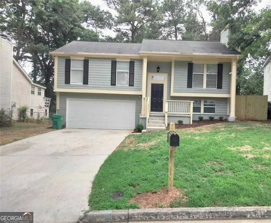 Raintree Pl, Lithonia, GA 30058