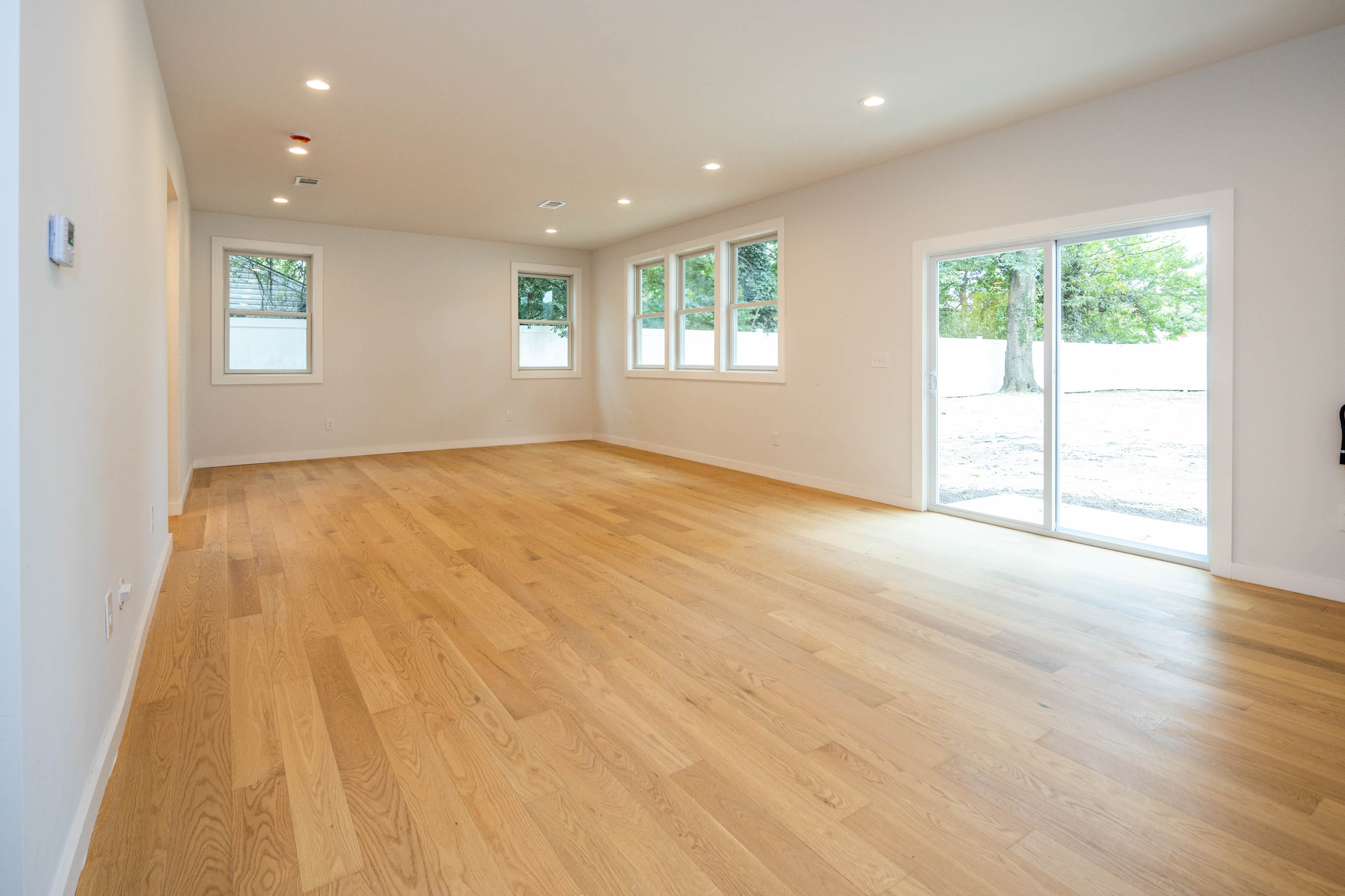 Edison, New Jersey, 08817, United States, 5 Bedrooms Bedrooms, ,4 BathroomsBathrooms,Residential,For Sale,1943098