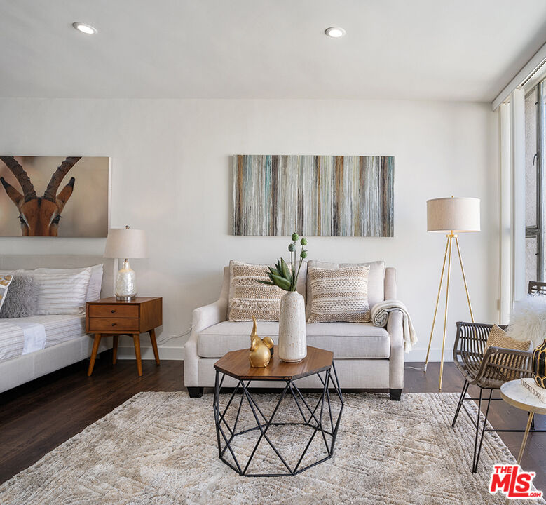 Beverly Hills, California, 90212, United States, 14 Bedrooms Bedrooms, ,Residential,For Sale,1731510
