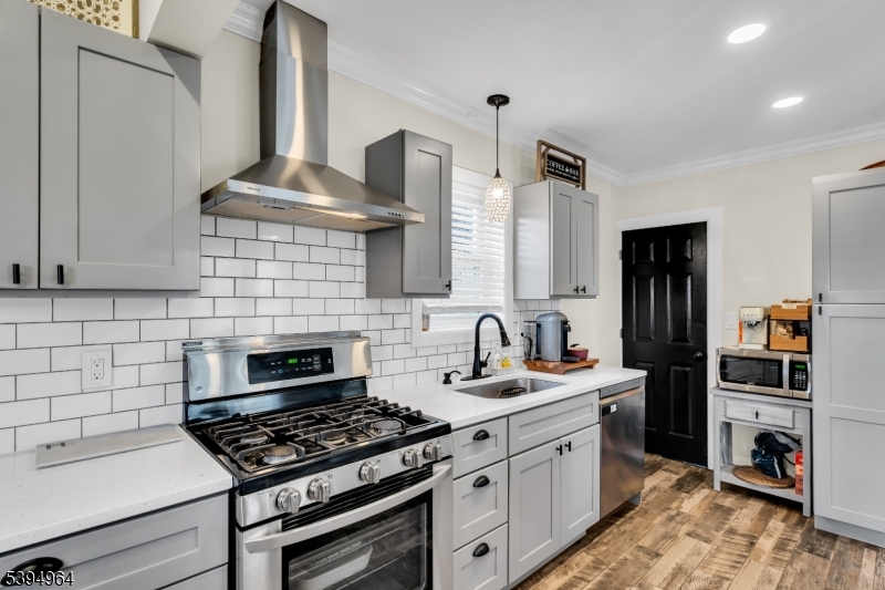 Roselle Park Boro, New Jersey, 07204, United States, 4 Bedrooms Bedrooms, ,1 BathroomBathrooms,Residential,For Sale,1987650