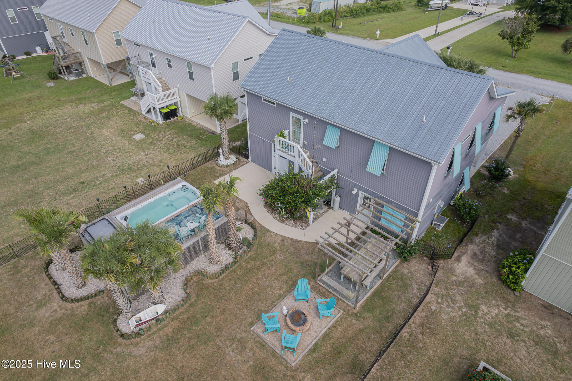 Hubert, North Carolina, 28539, United States, 4 Bedrooms Bedrooms, ,3 BathroomsBathrooms,Residential,For Sale,1974043