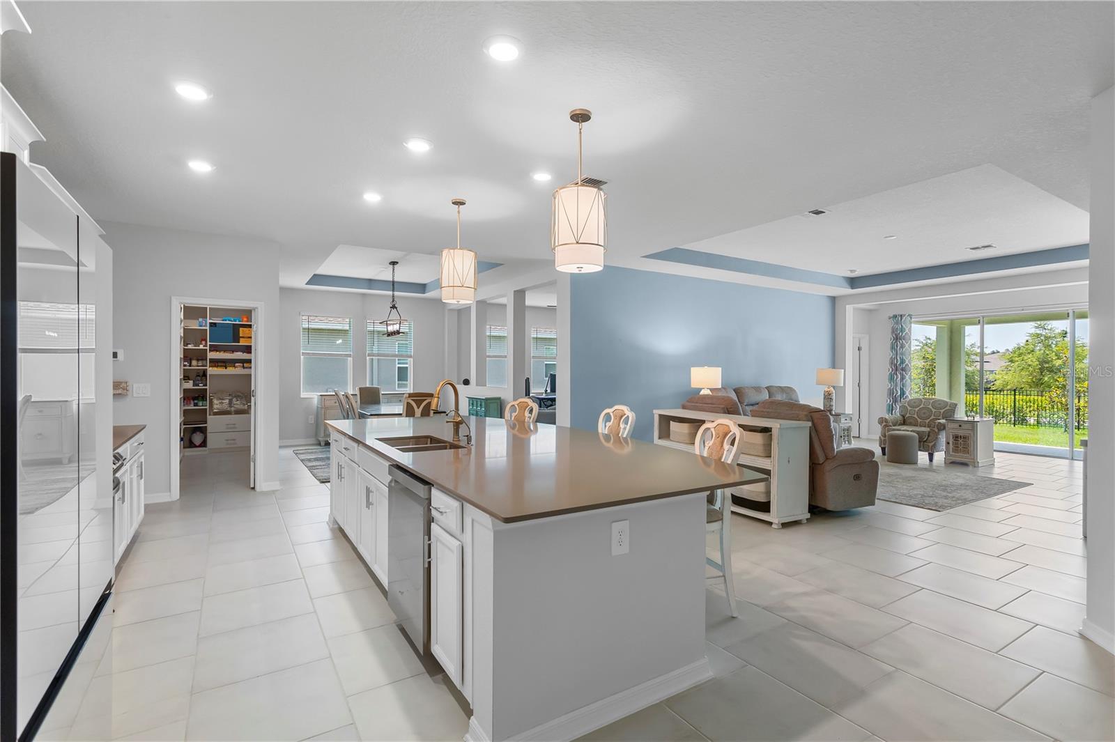 MOUNT DORA, Florida, 32757, United States, 4 Bedrooms Bedrooms, ,4 BathroomsBathrooms,Residential,For Sale,1978918