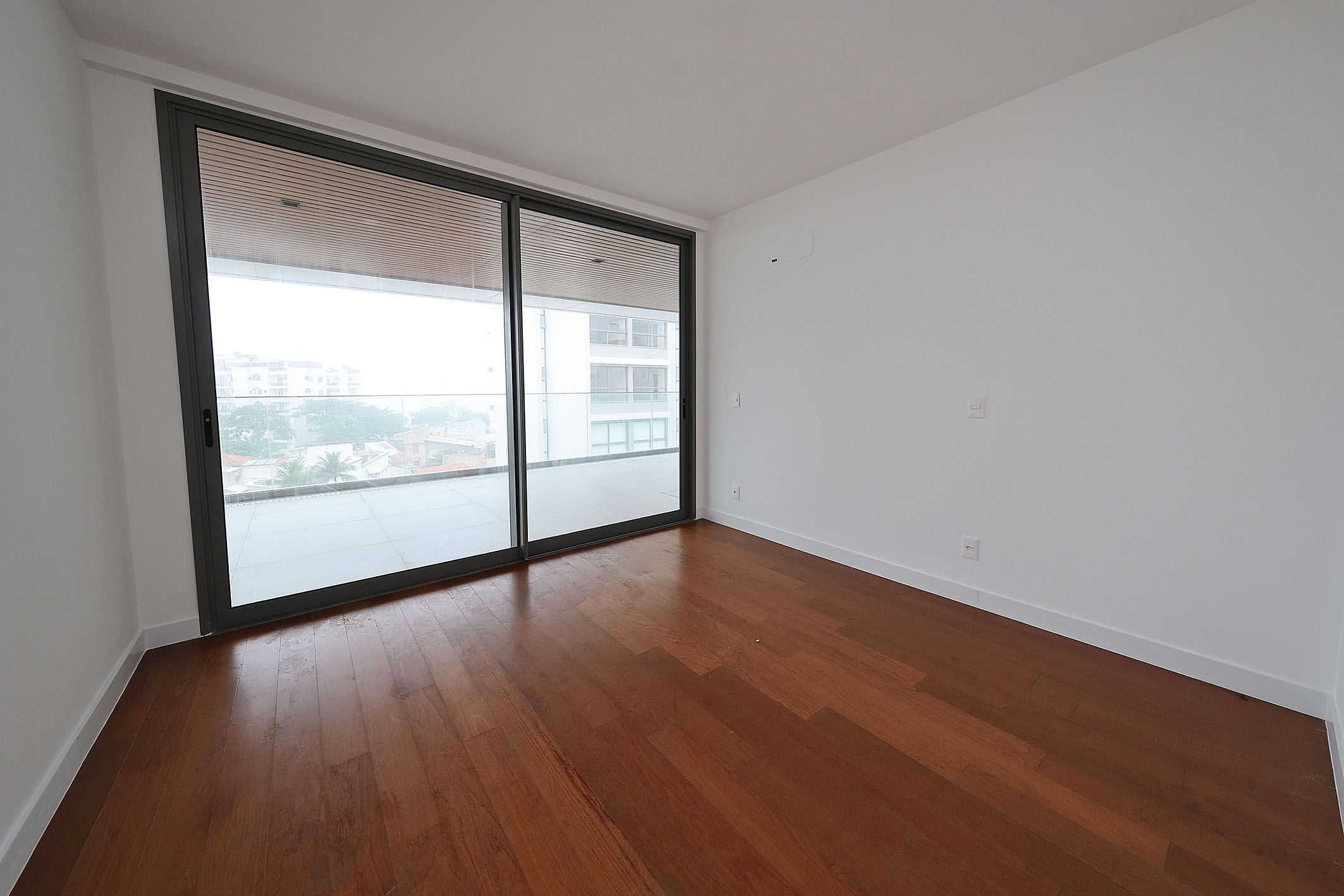  Spacious four-suite residence in a full-service residential condominium - 物件實景