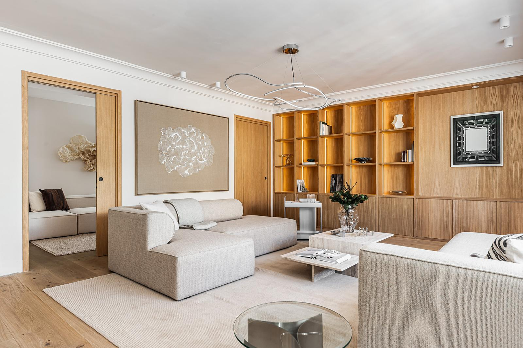  Spacious flat with 4 suites, independent apartment, and 2 parking spaces - 物件實景