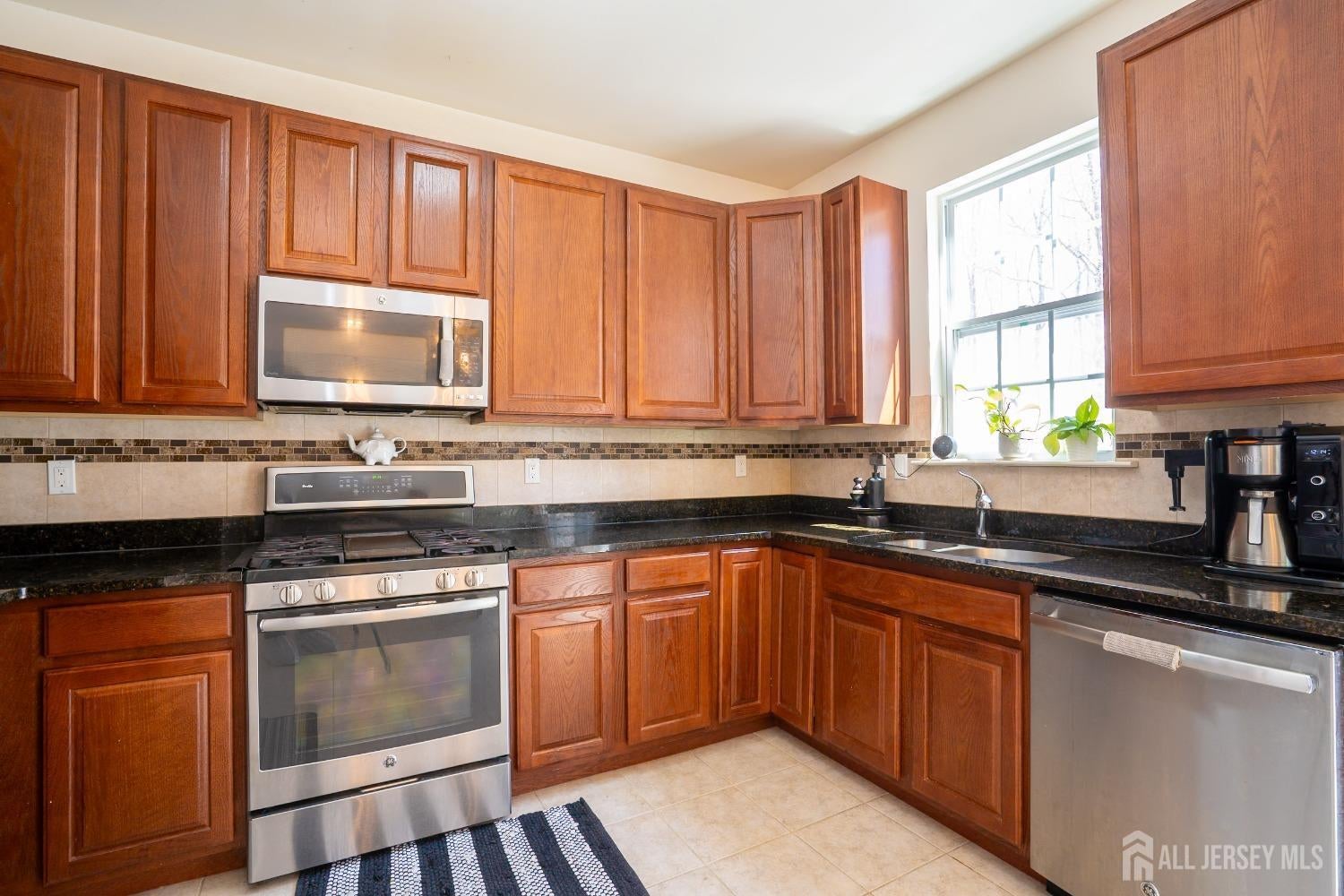Monroe, New Jersey, 08831, United States, 4 Bedrooms Bedrooms, ,3 BathroomsBathrooms,Residential,For Sale,1873175
