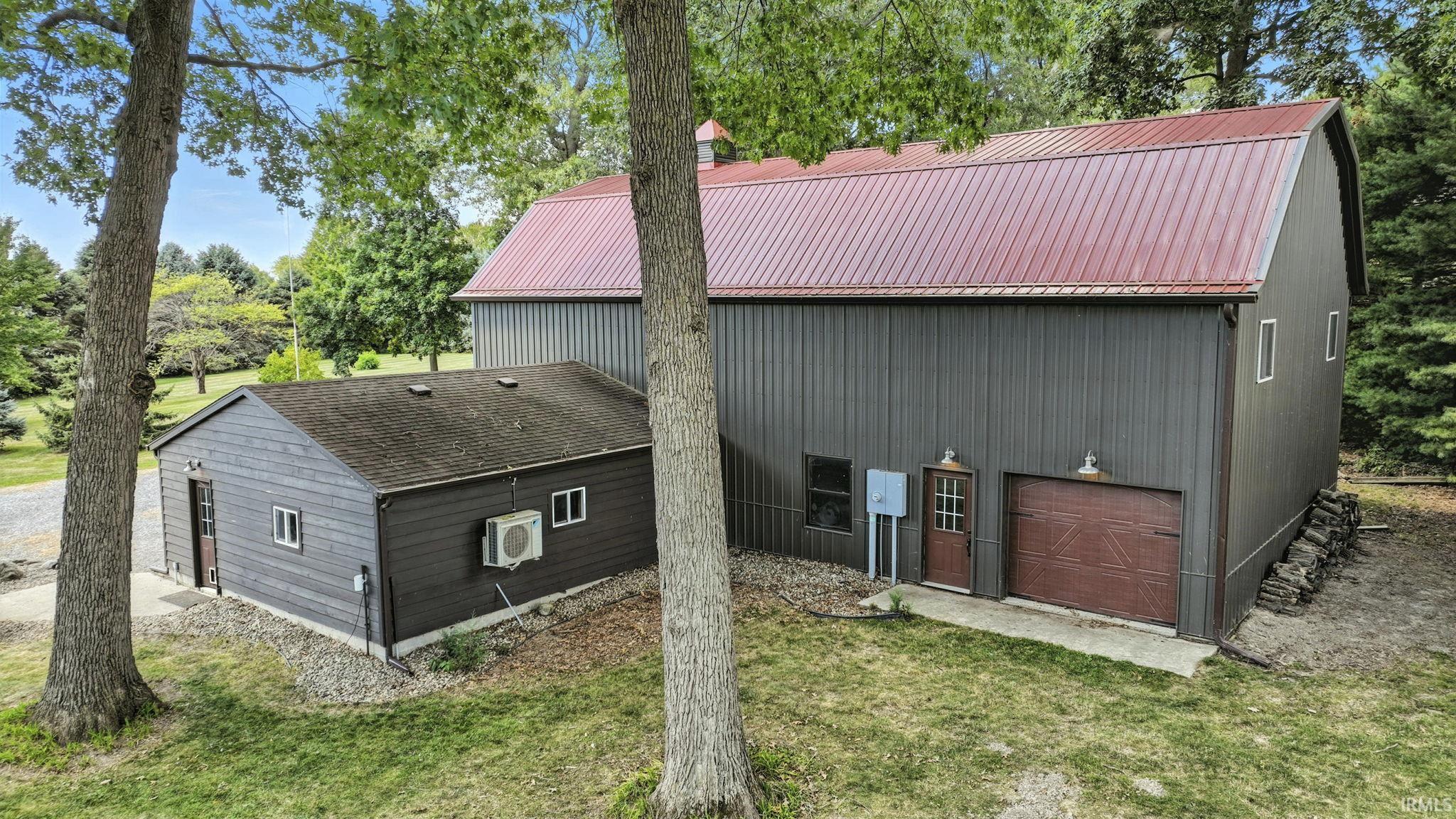 Columbia City, Indiana, 46725-7594, United States, 4 Bedrooms Bedrooms, ,2 BathroomsBathrooms,Residential,For Sale,1938058