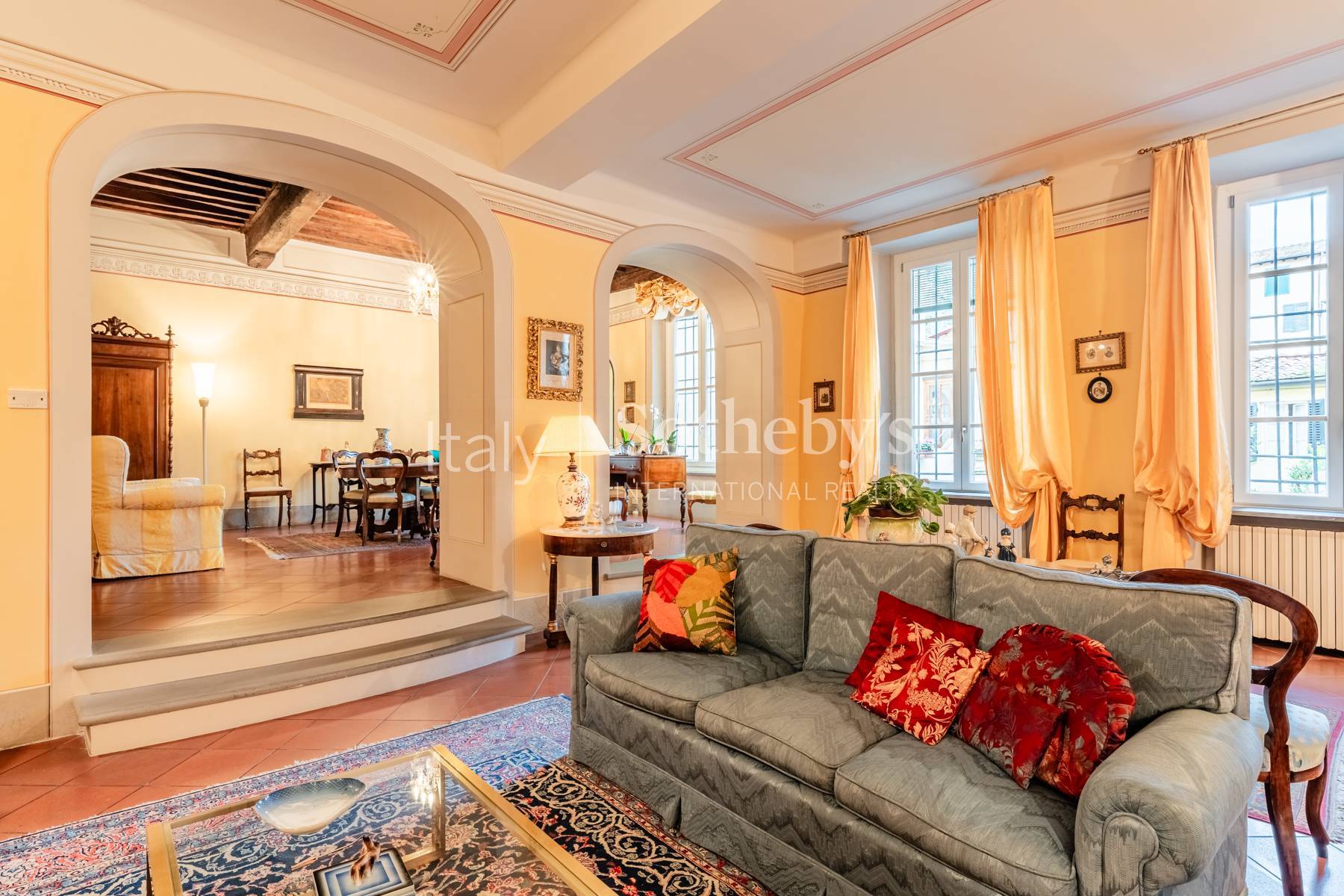  Refined apartment with terrace in the centre of Lucca - 物件實景