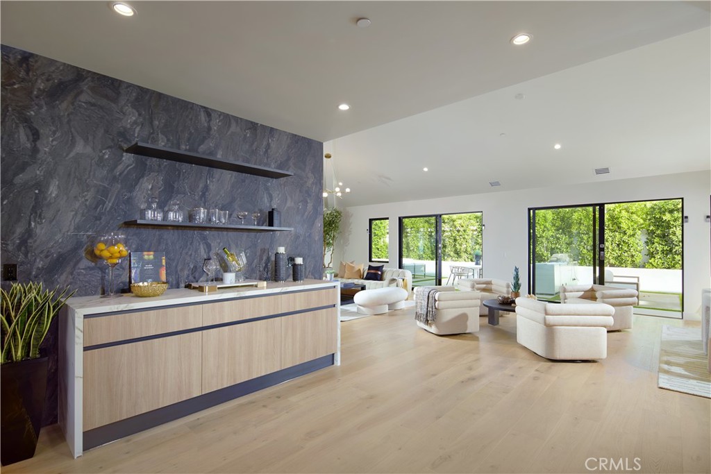 Newport Beach, California, 92660, United States, 4 Bedrooms Bedrooms, ,4 BathroomsBathrooms,Residential,For Sale,2002116