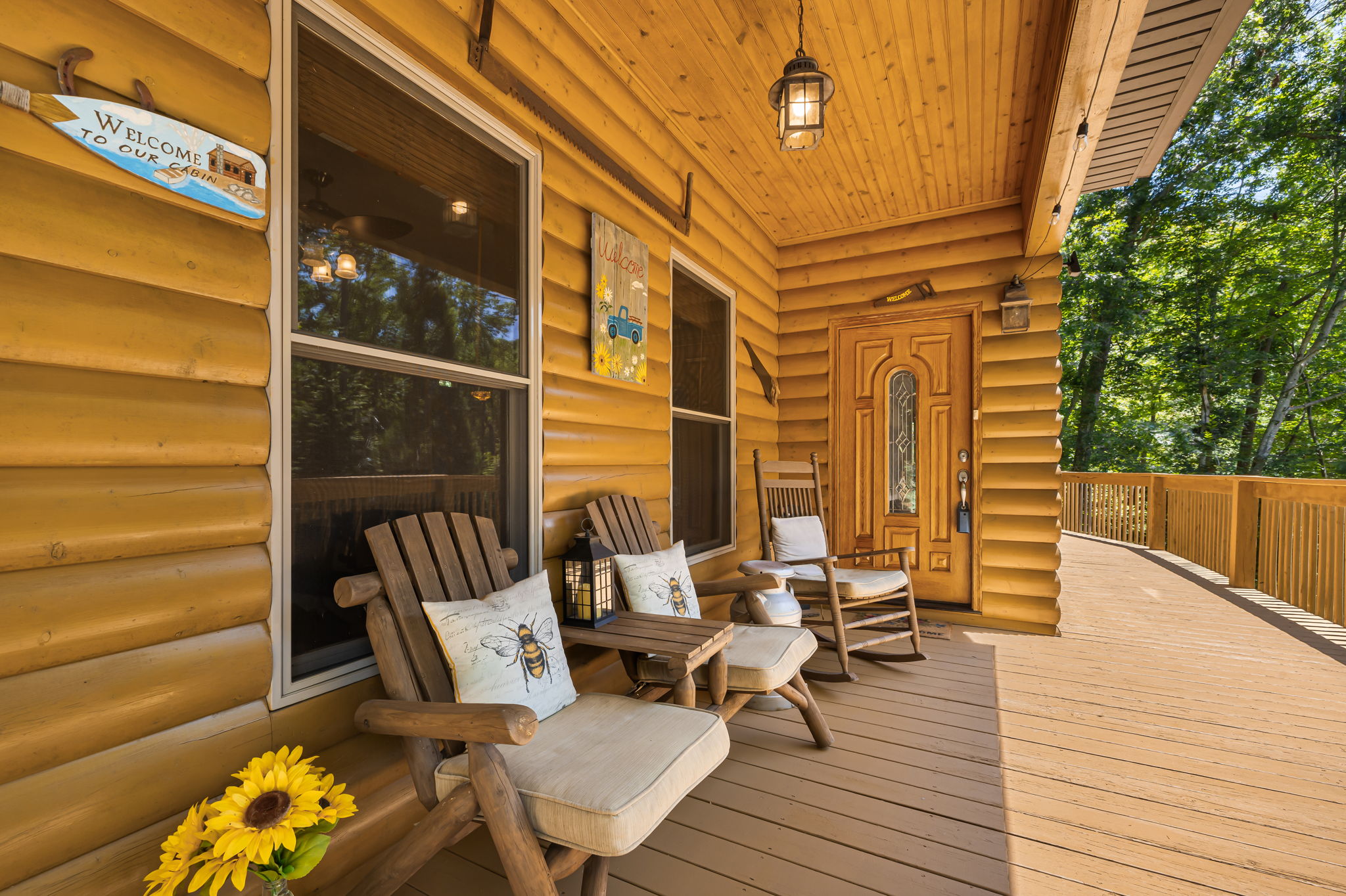 Burnsville, North Carolina, 28714, United States, 2 Bedrooms Bedrooms, ,Residential,For Sale,1931797