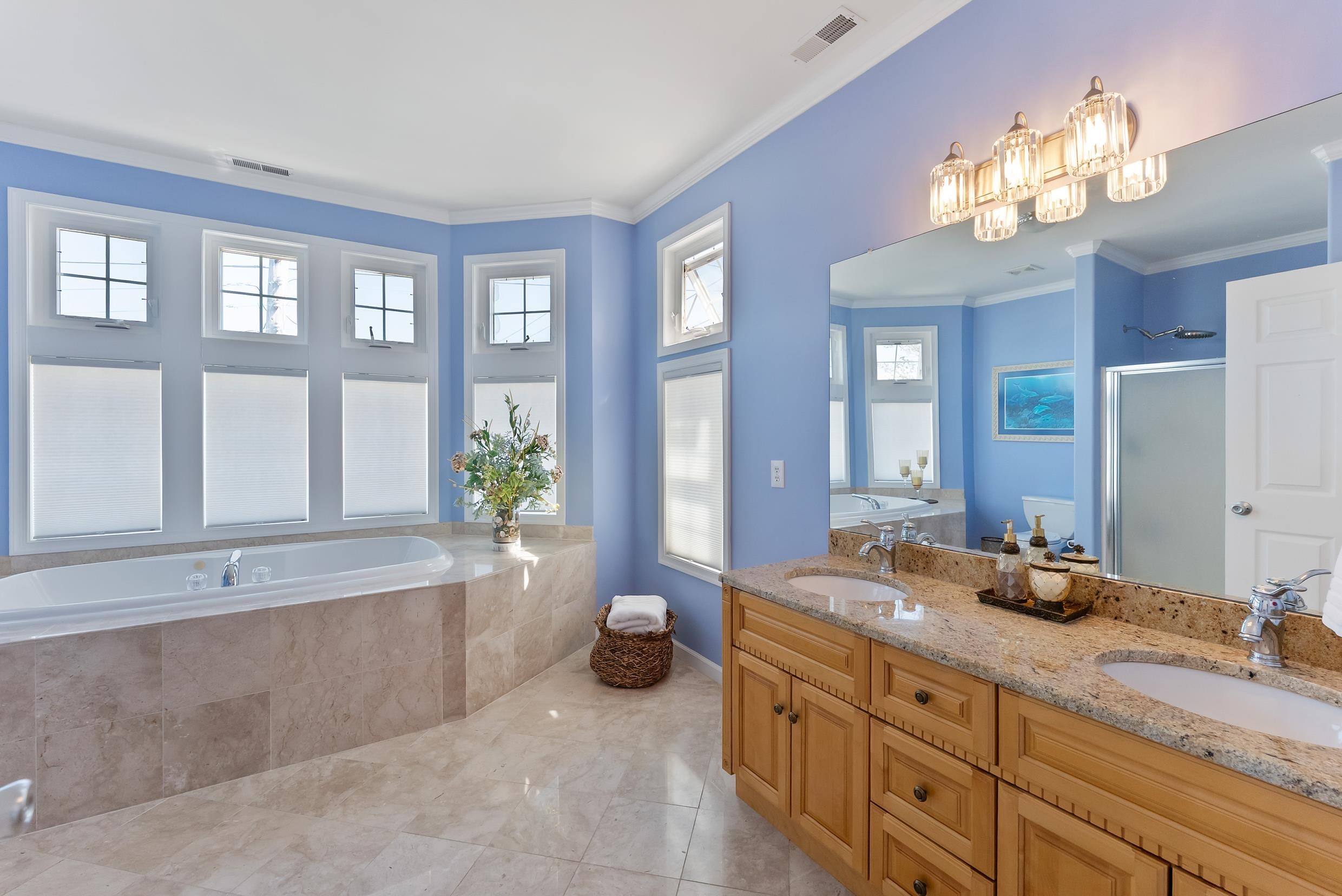 Wildwood, New Jersey, 08260, United States, 5 Bedrooms Bedrooms, ,3 BathroomsBathrooms,Residential,For Sale,1975823