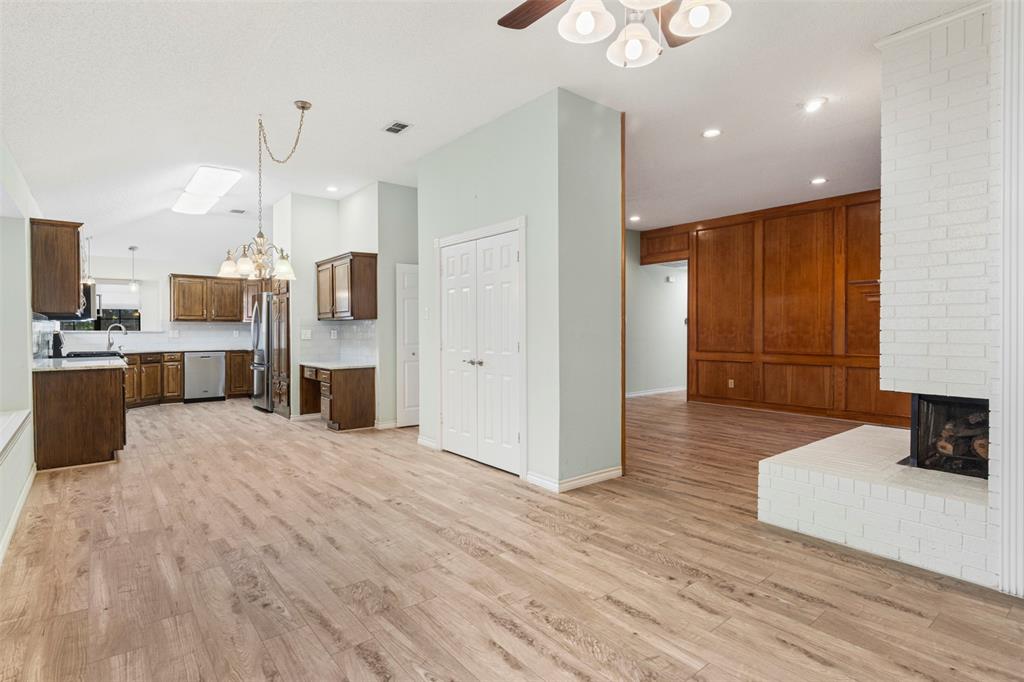 Plano, Texas, 75023, United States, 4 Bedrooms Bedrooms, ,2 BathroomsBathrooms,Residential,For Sale,1989285