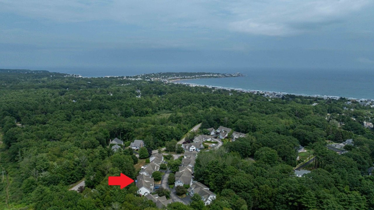 York, Maine, 03909, United States, 2 Bedrooms Bedrooms, ,2 BathroomsBathrooms,Residential,For Sale,1896893