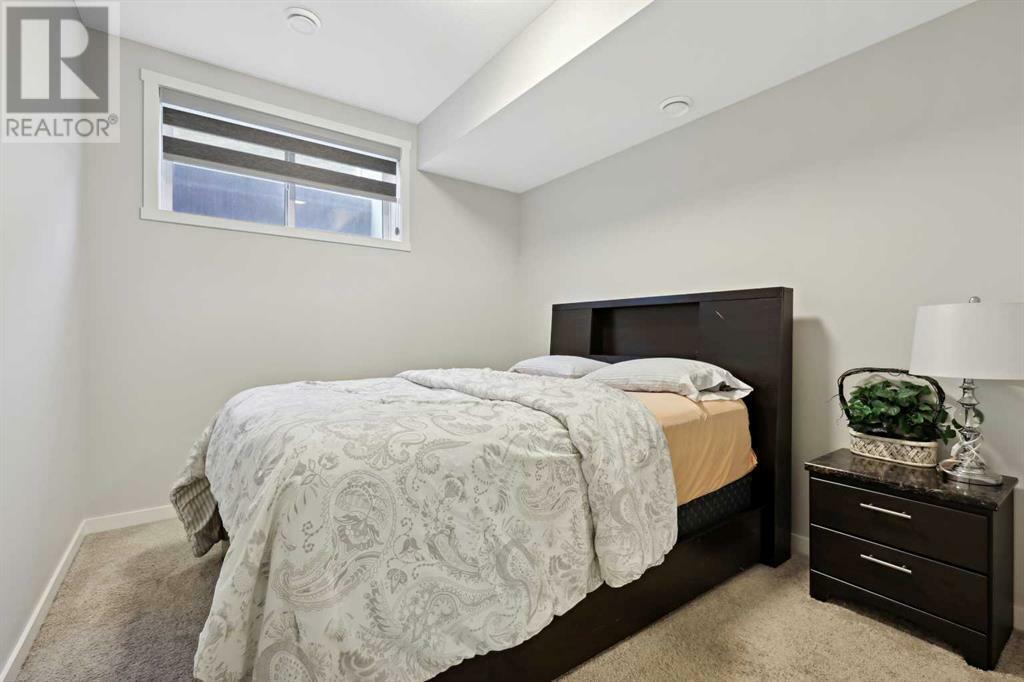CALGARY, Alberta, T3M 2Z6, CA, 3 Bedrooms Bedrooms, ,2 BathroomsBathrooms,Residential,For Sale,1867473