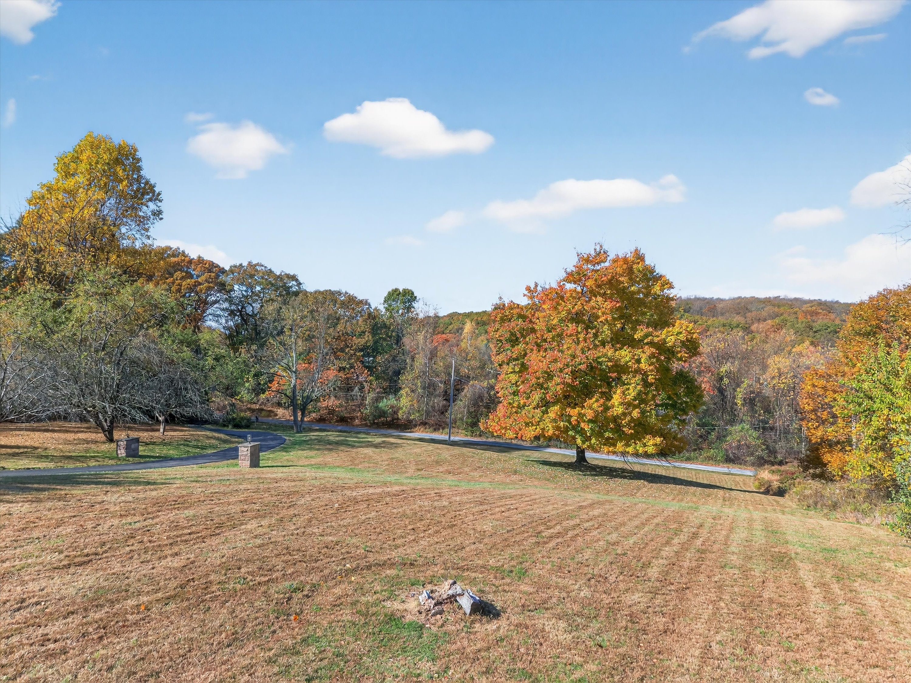 Warwick, New York, 10990, United States, 5 Bedrooms Bedrooms, ,4 BathroomsBathrooms,Residential,For Sale,1981547
