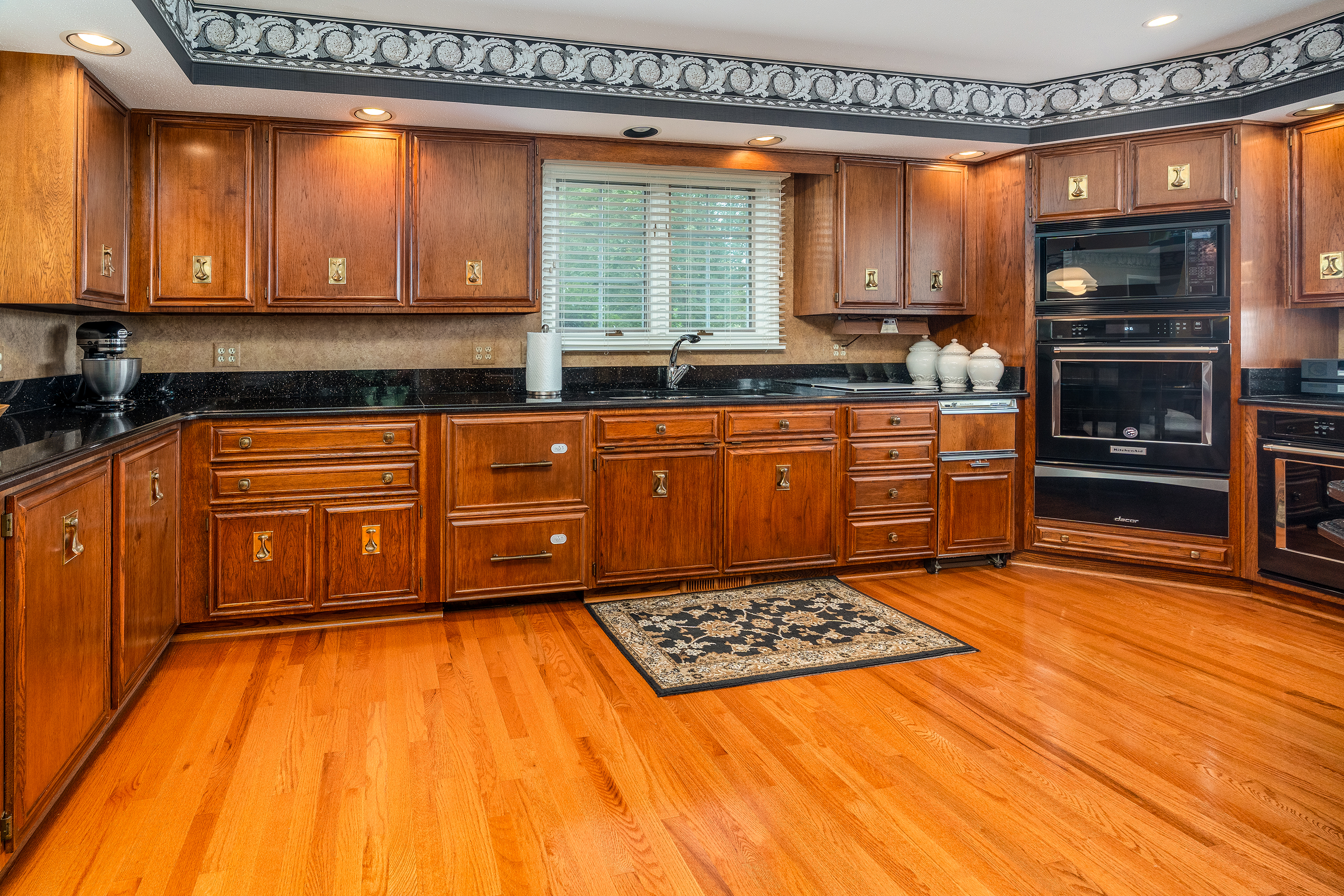 Marion, Illinois, 62959, United States, 7 Bedrooms Bedrooms, ,7 BathroomsBathrooms,Residential,For Sale,1979062