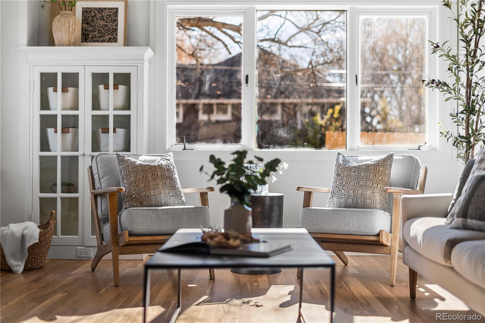 Englewood, Colorado, 80110, United States, 4 Bedrooms Bedrooms, ,2 BathroomsBathrooms,Residential,For Sale,1993019