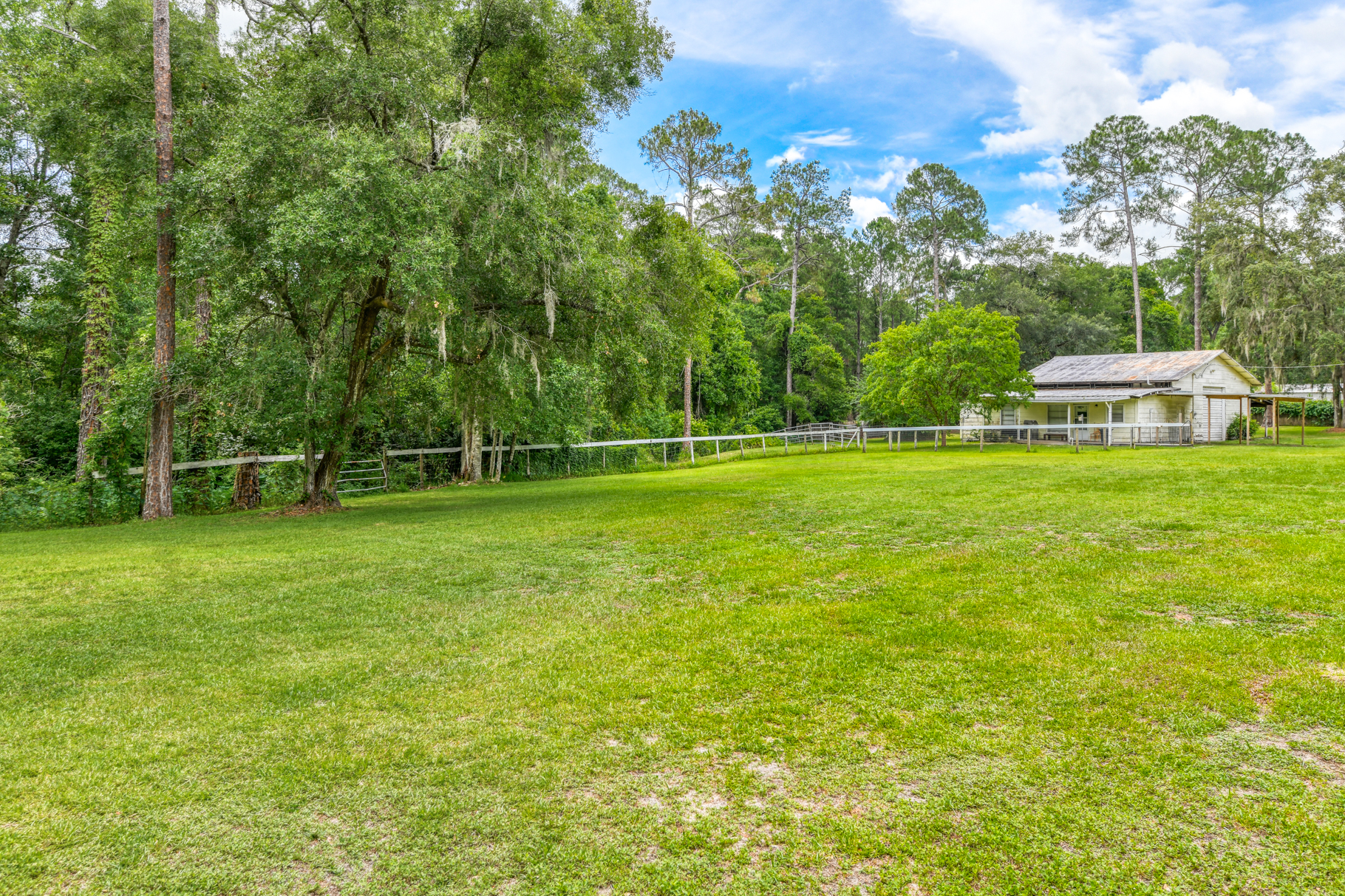 Palatka, Florida, 32177, United States, 4 Bedrooms Bedrooms, ,3 BathroomsBathrooms,Residential,For Sale,1865874
