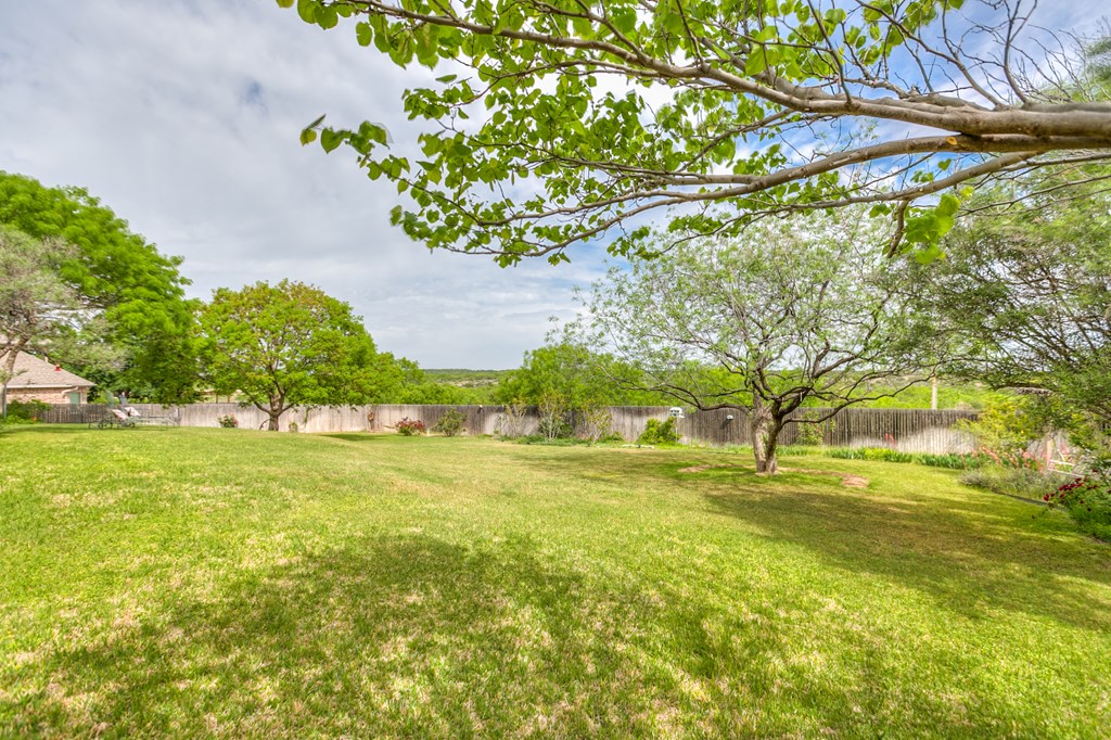 San Angelo, Texas, 76901, United States, 3 Bedrooms Bedrooms, ,3 BathroomsBathrooms,Residential,For Sale,1856673