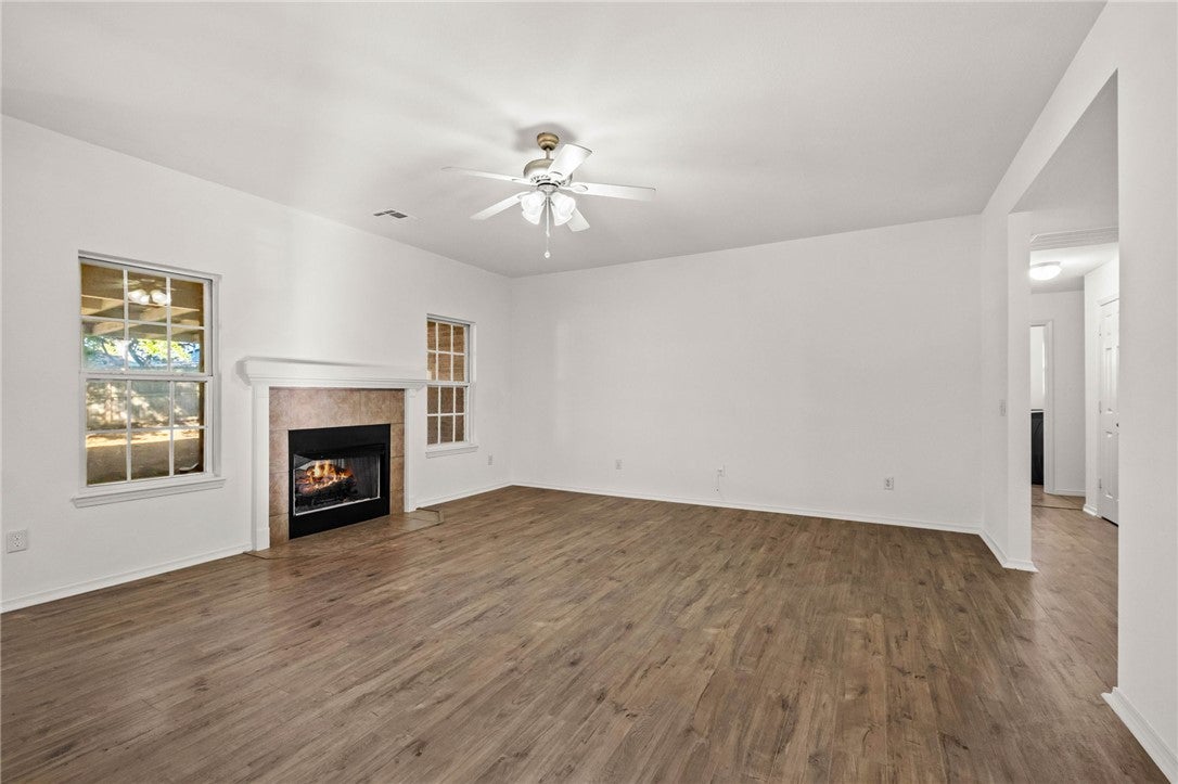 Spicewood Trl, Centerton, AR 72719