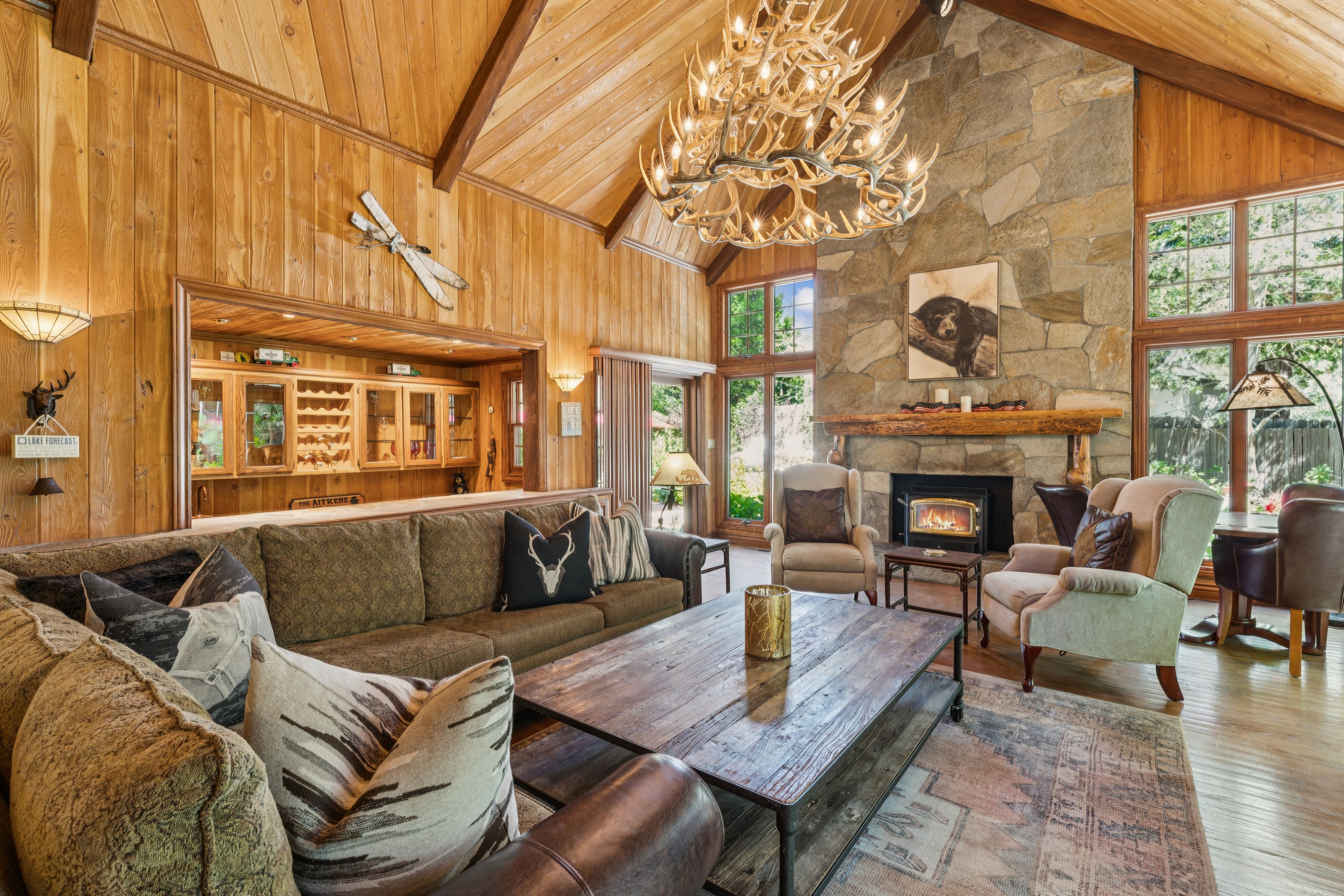  28476 North Shore Road, Lake Arrowhead, CA 92352 - 物件實景