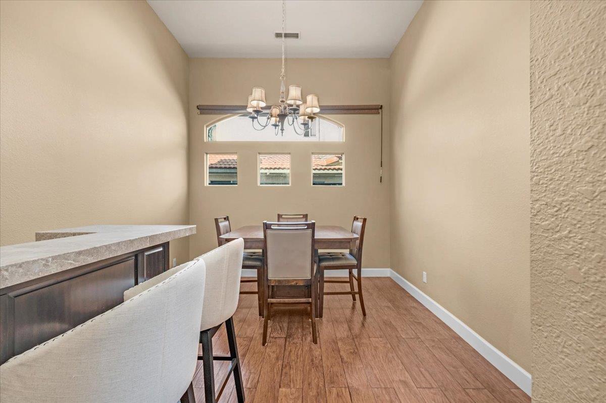 Fresno, California, 93720, United States, 5 Bedrooms Bedrooms, ,3 BathroomsBathrooms,Residential,For Sale,1981916