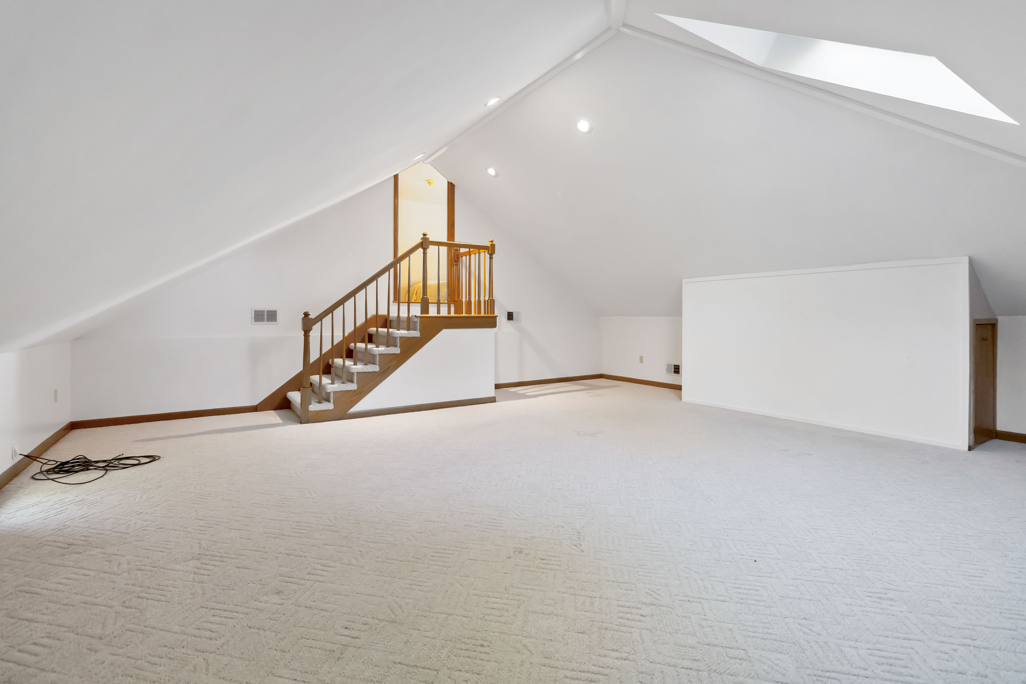 Somerset, Kentucky, 42501, United States, 4 Bedrooms Bedrooms, ,3 BathroomsBathrooms,Residential,For Sale,1980491