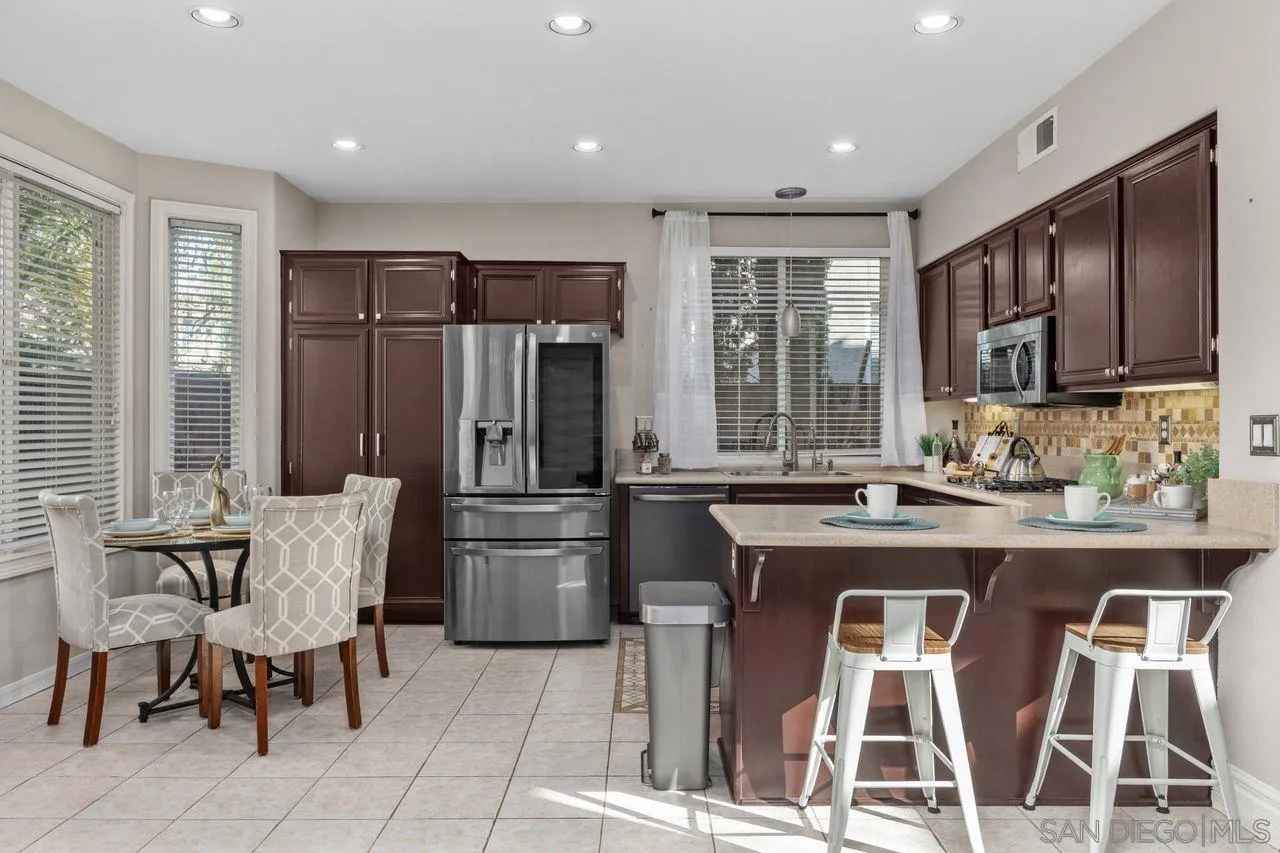 Escondido, California, 92026, United States, 3 Bedrooms Bedrooms, ,3 BathroomsBathrooms,Residential,For Sale,2003359