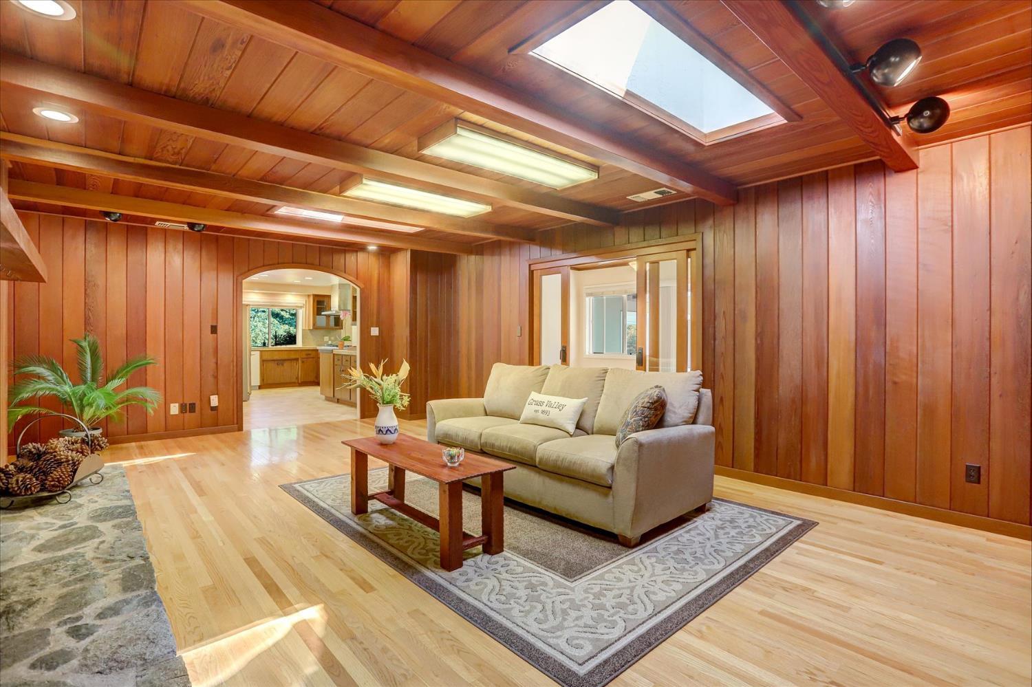 Grass Valley, California, 95949, United States, 3 Bedrooms Bedrooms, ,3 BathroomsBathrooms,Residential,For Sale,1856649