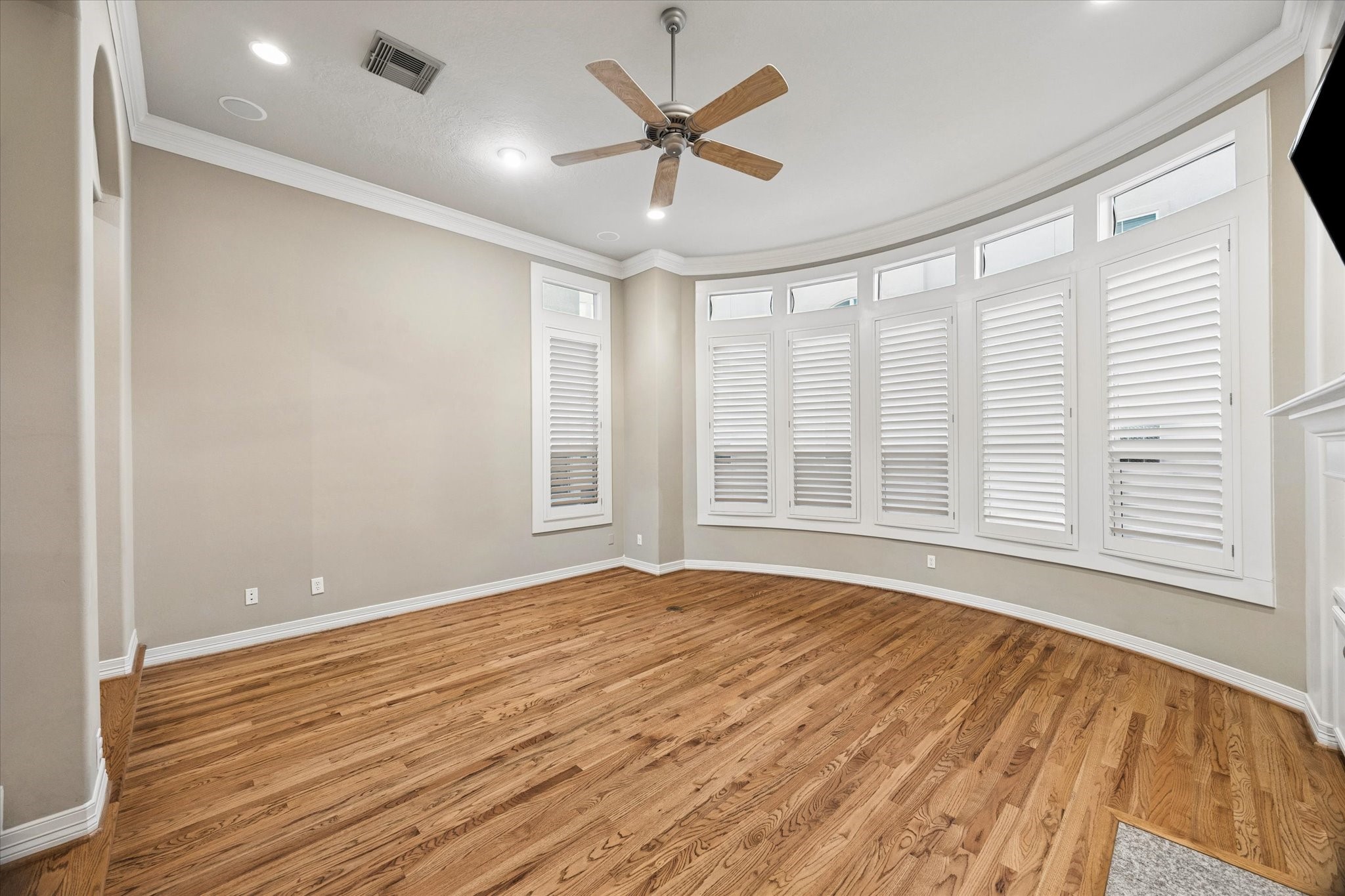  1515 Hyde Park Boulevard #5 - 物件實景