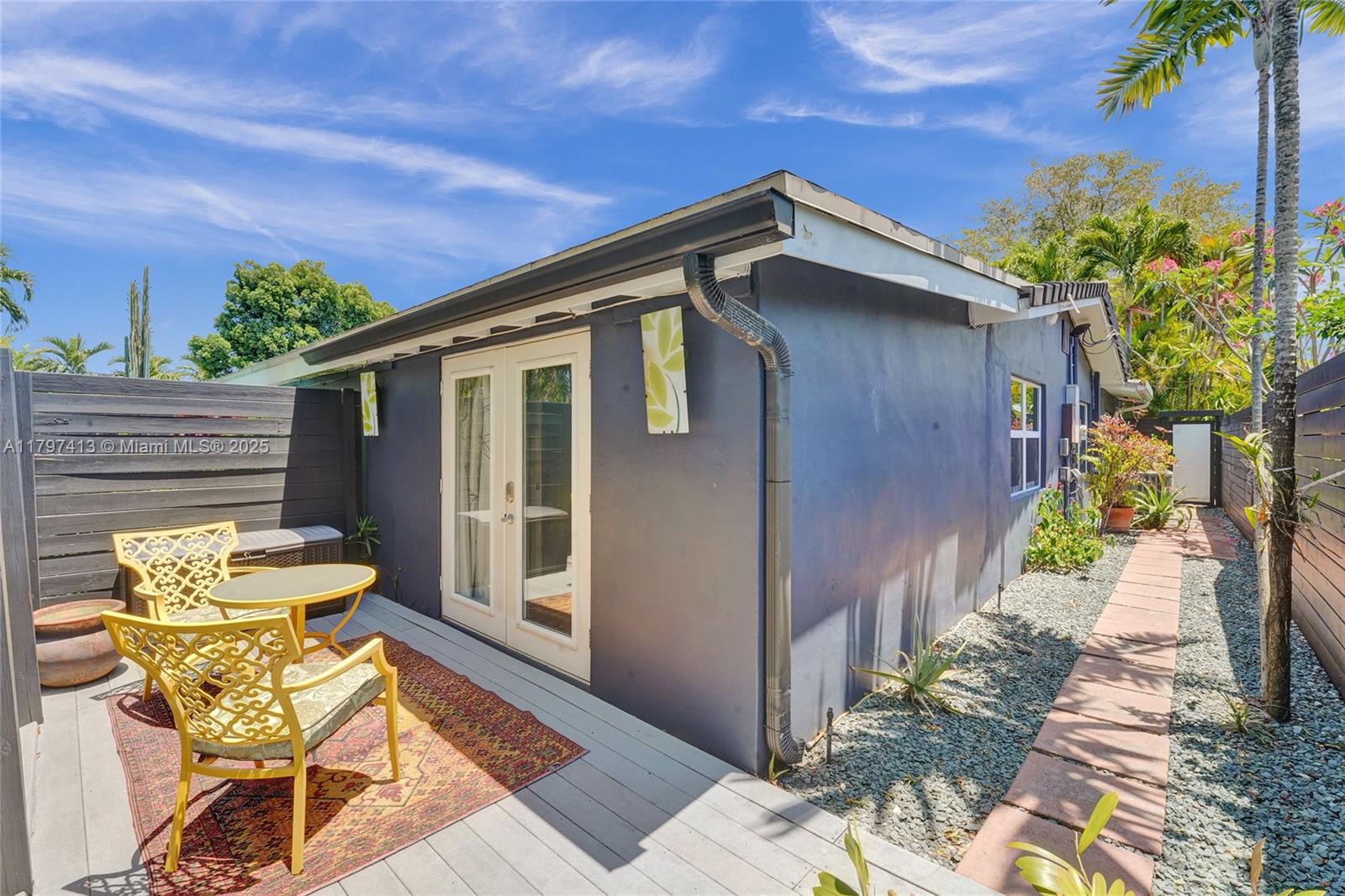 Wilton Manors, Florida, 33305, United States, 3 Bedrooms Bedrooms, ,3 BathroomsBathrooms,Residential,For Sale,1803102