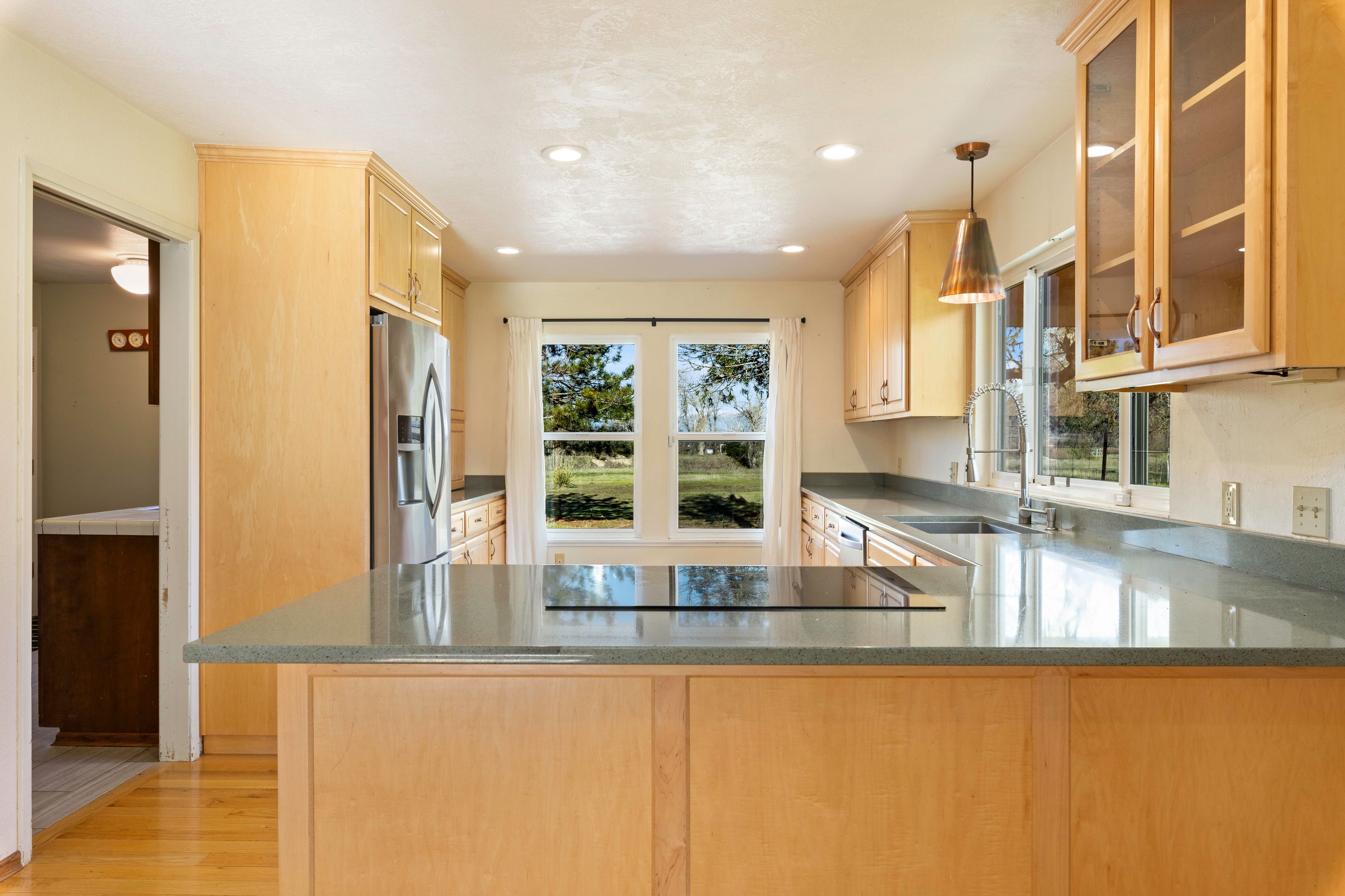  4962 Gaddy Lane - 物件實景