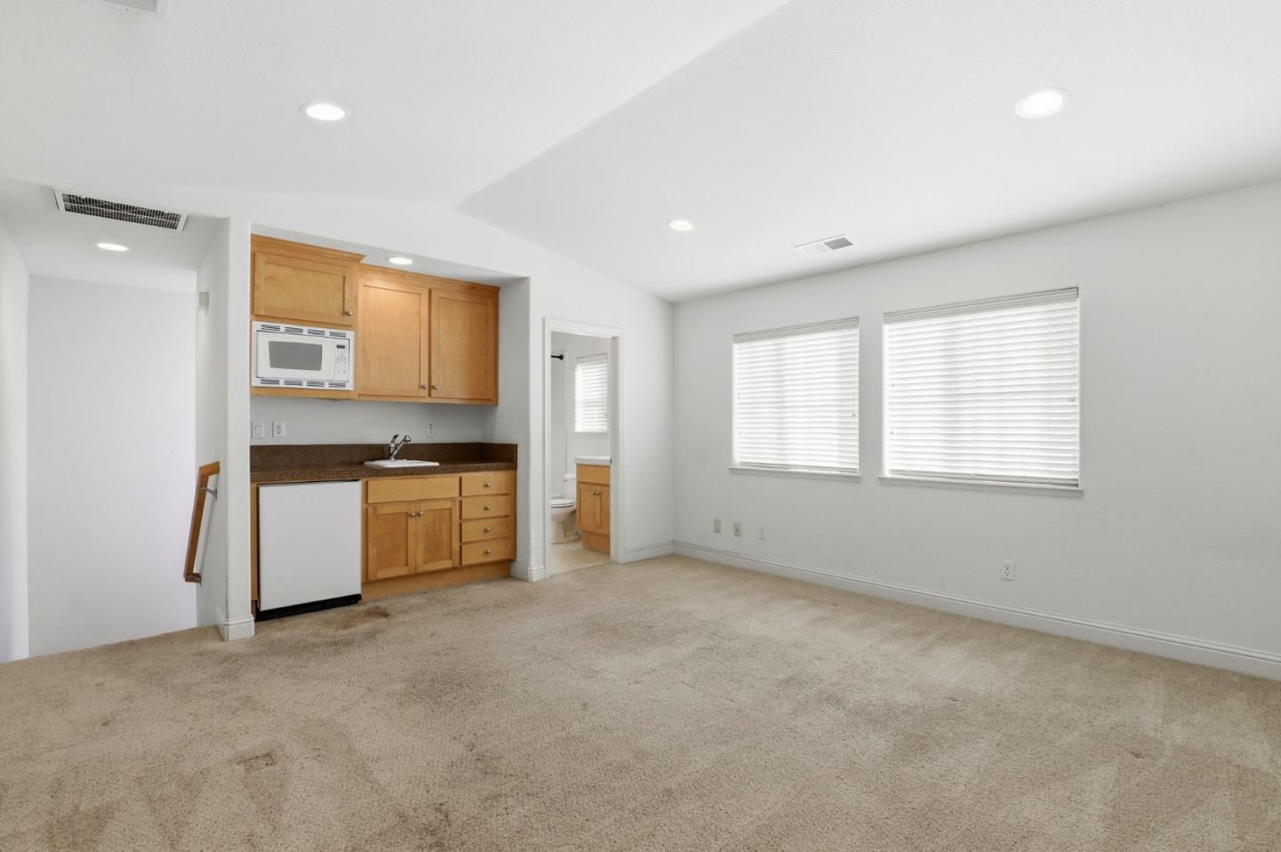 Morgan Hill, California, 95037, United States, 4 Bedrooms Bedrooms, ,4 BathroomsBathrooms,Residential,For Sale,2002252