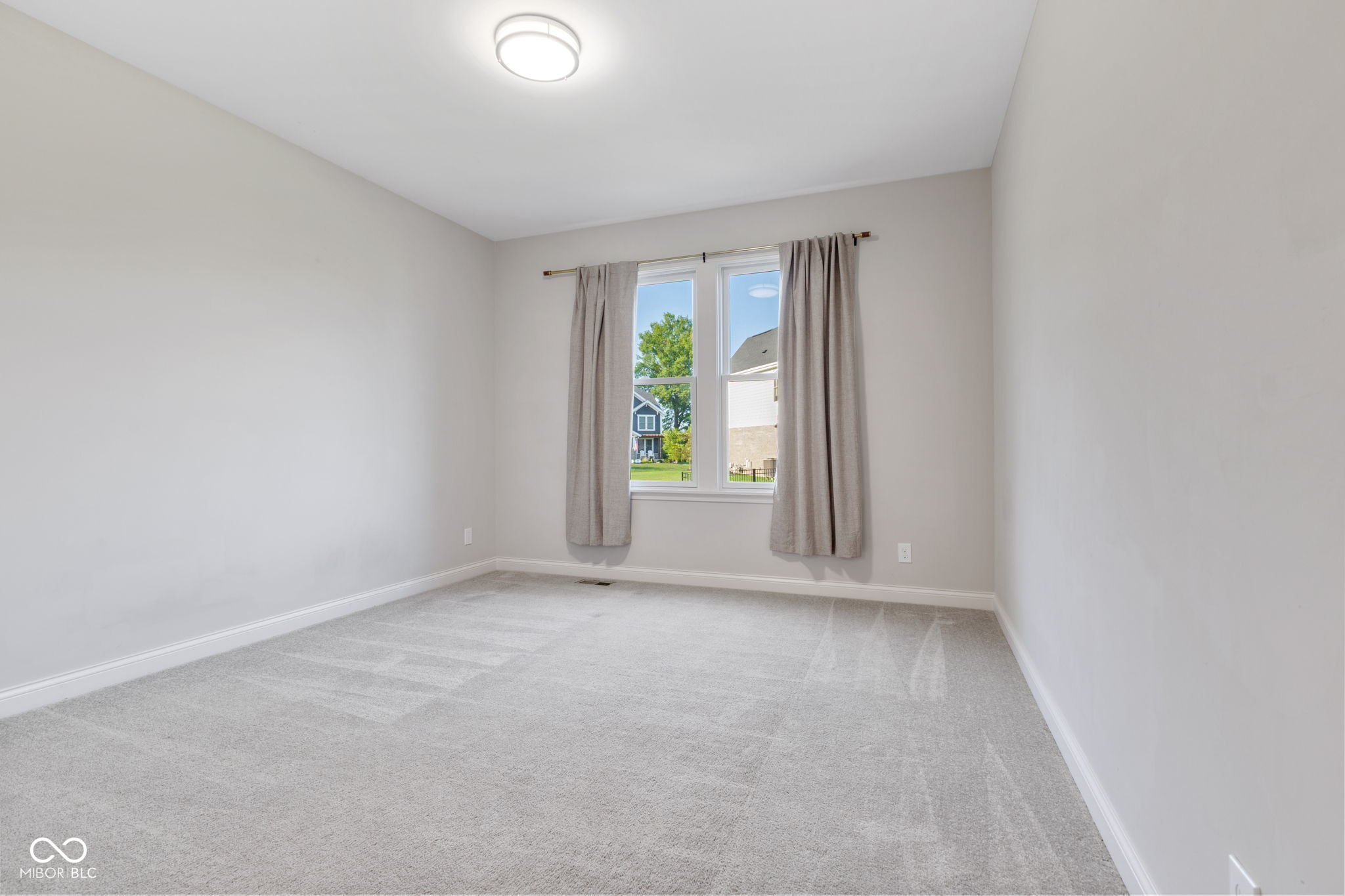 Fishers, Indiana, 46037, United States, 5 Bedrooms Bedrooms, ,4 BathroomsBathrooms,Residential,For Sale,1973782