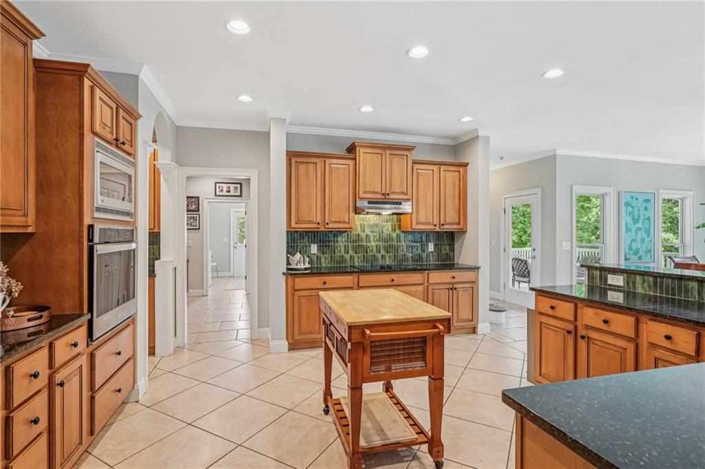 Cartersville, Georgia, 30121, United States, 5 Bedrooms Bedrooms, ,6 BathroomsBathrooms,Residential,For Sale,1902967