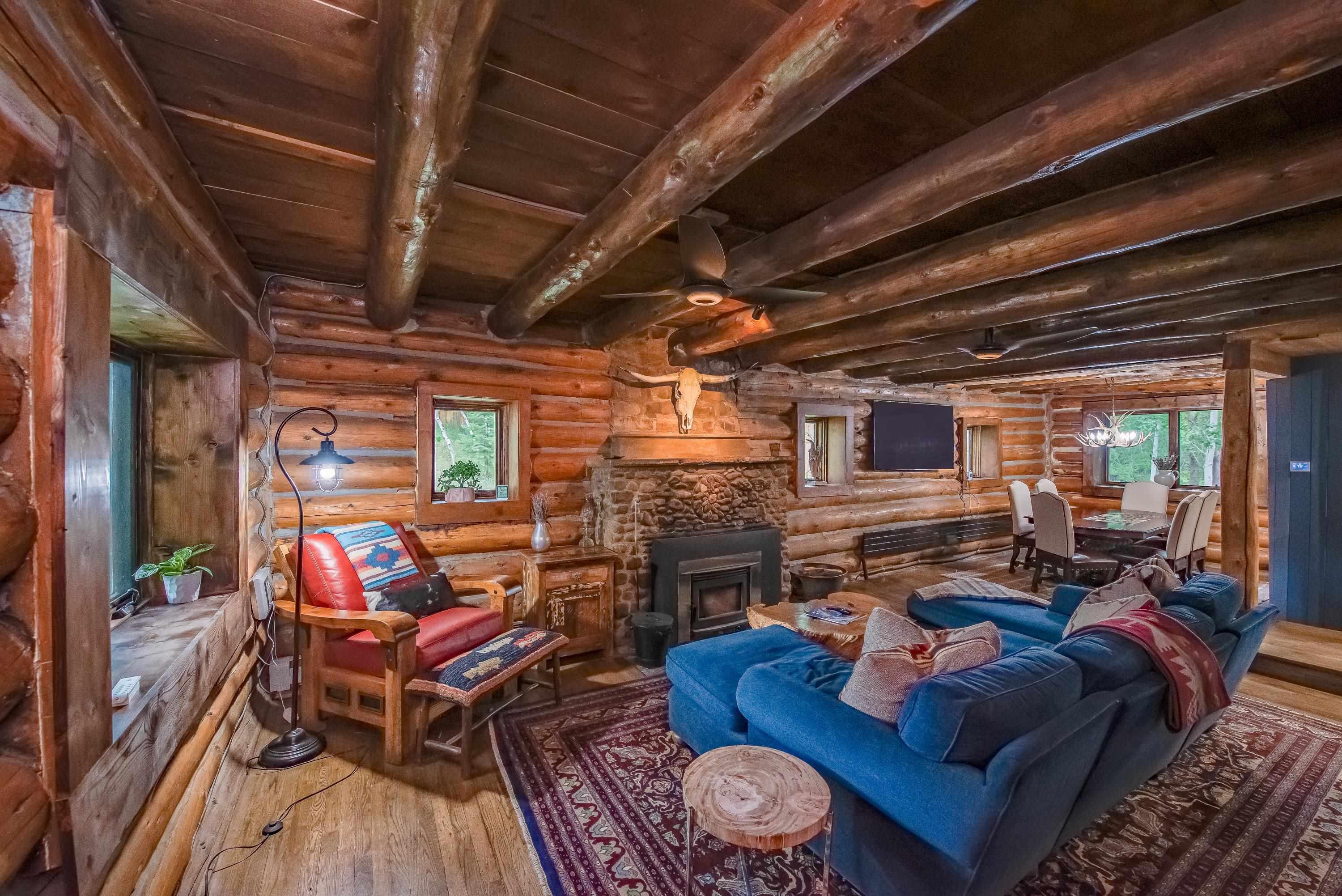 Taos, New Mexico, 87571, United States, 2 Bedrooms Bedrooms, ,2 BathroomsBathrooms,Residential,For Sale,1829499