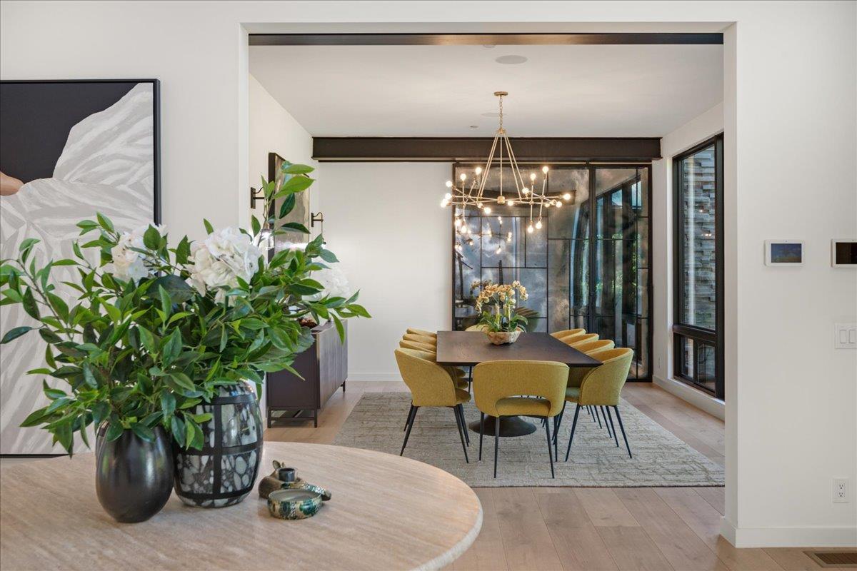 Saratoga, California, 95070, United States, 6 Bedrooms Bedrooms, ,11 BathroomsBathrooms,Residential,For Sale,1971416