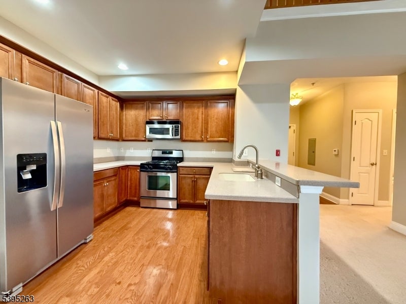 Riverdale Boro, New Jersey, 07457, United States, 2 Bedrooms Bedrooms, ,2 BathroomsBathrooms,Residential,For Sale,1987345