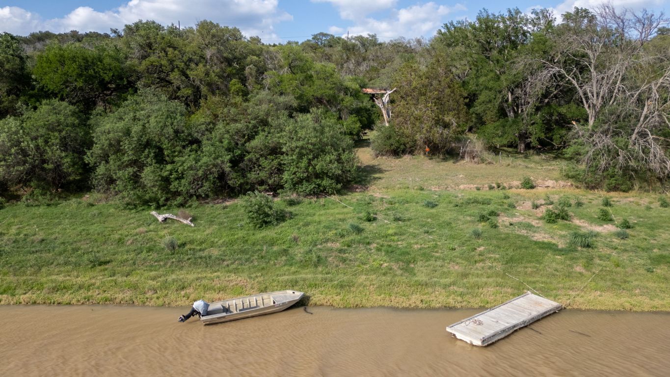 Lampasas, Texas, 76550, United States, ,Residential,For Sale,1907758