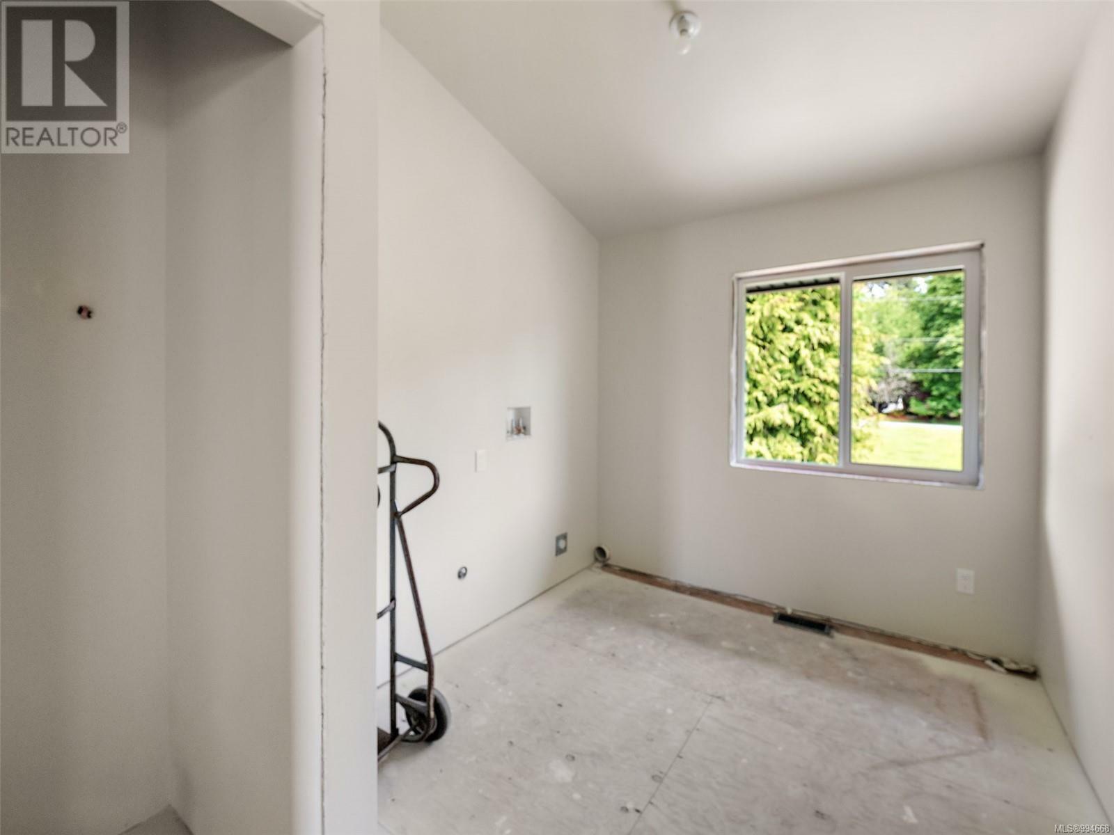 SOOKE, British Columbia, V9Z 0T3, CA, 7 Bedrooms Bedrooms, ,3 BathroomsBathrooms,Residential,For Sale,1875081