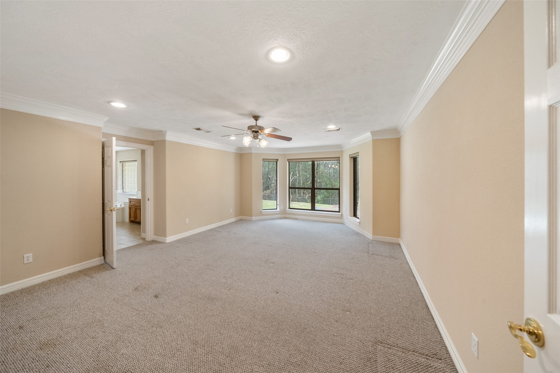  901 Longmire Road #28 - 物件實景