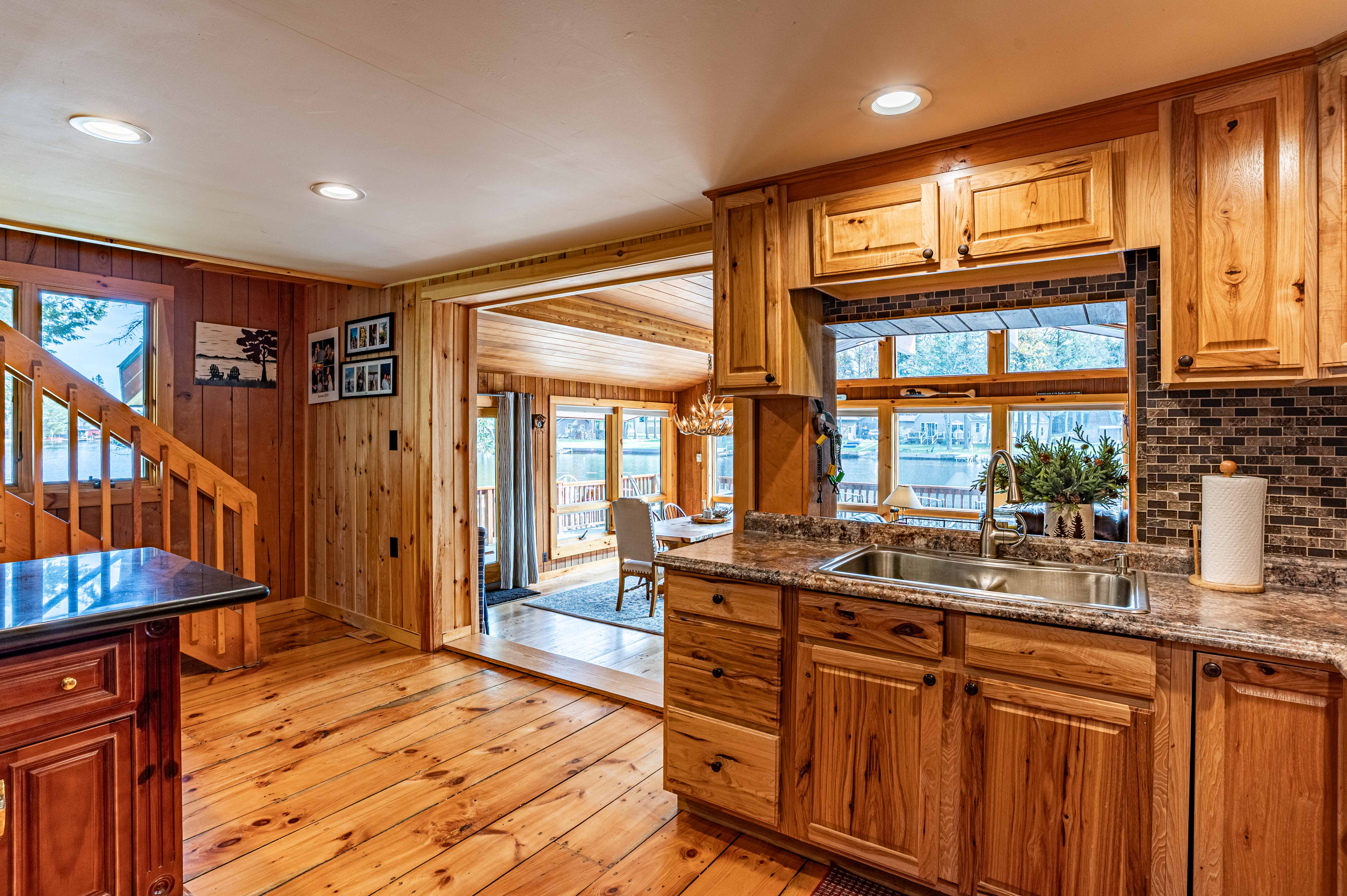  344 Hollywood Rd, Old Forge, NY, 13420 - 物件實景