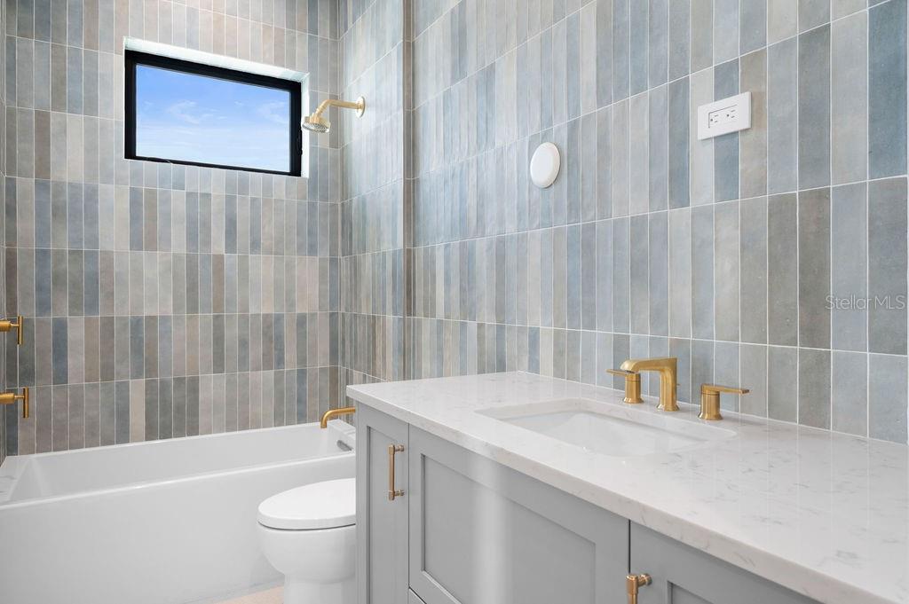 3621 San Remo Terrace, Sarasota, Florida, 34239, United States, 5 Bedrooms Bedrooms, ,7 BathroomsBathrooms,Residential,For Sale,3621 San Remo Terrace,1627164