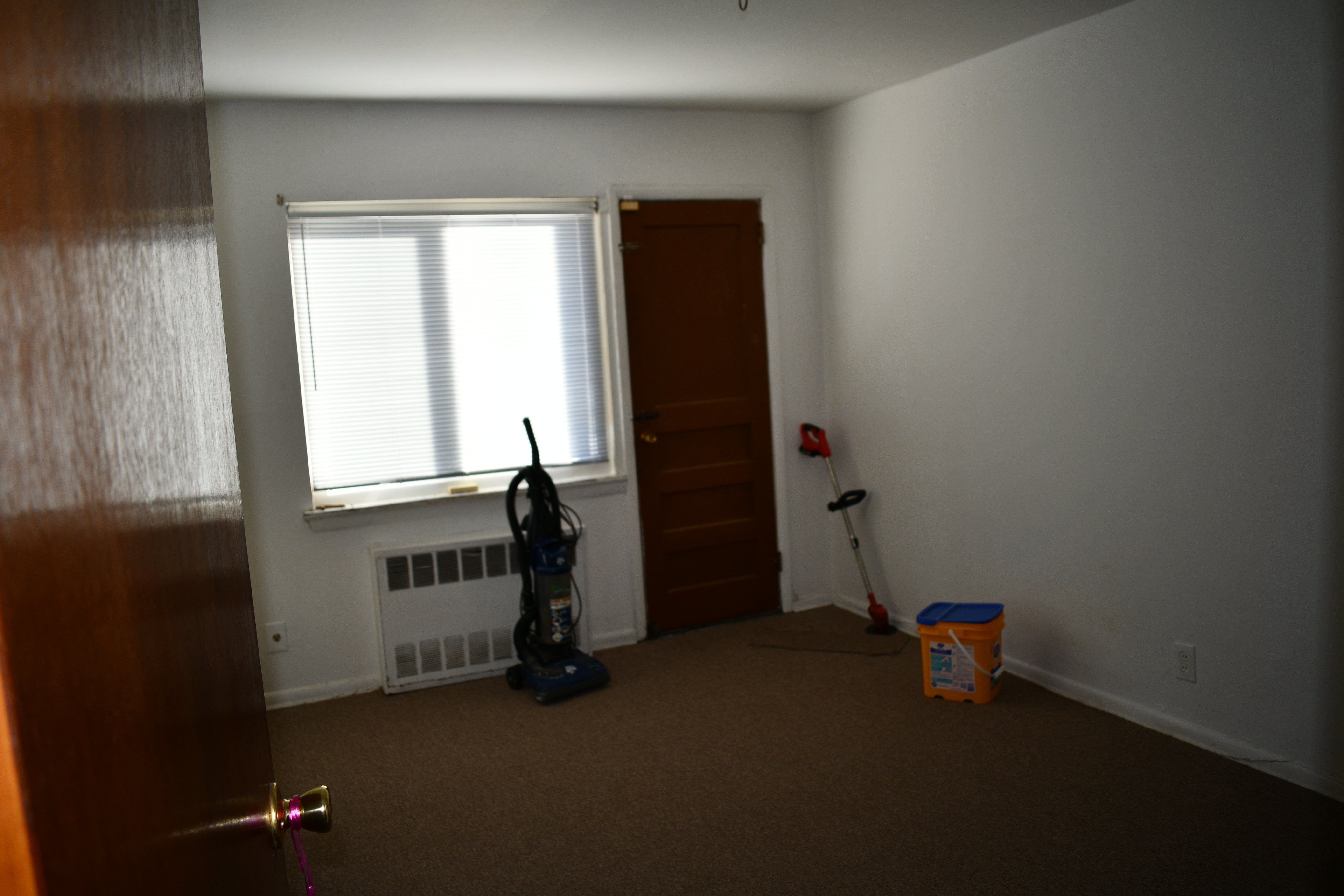Jamaica Hills, New York, 11432, United States, 6 Bedrooms Bedrooms, ,3 BathroomsBathrooms,Residential,For Sale,1943890