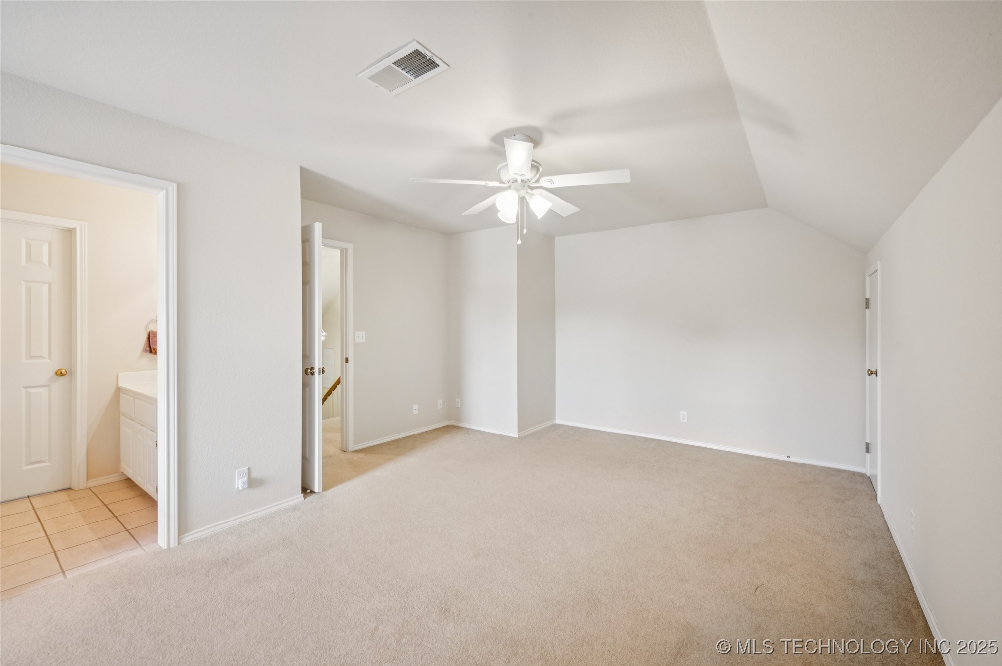 Owasso, Oklahoma, 74055, United States, 5 Bedrooms Bedrooms, ,3 BathroomsBathrooms,Residential,For Sale,1875671