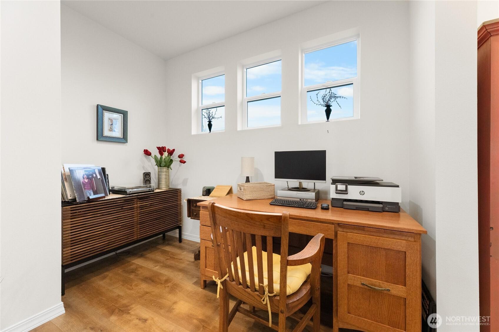 MAPLE VALLEY, Washington, 98038, United States, 2 Bedrooms Bedrooms, ,2 BathroomsBathrooms,Residential,For Sale,1989729