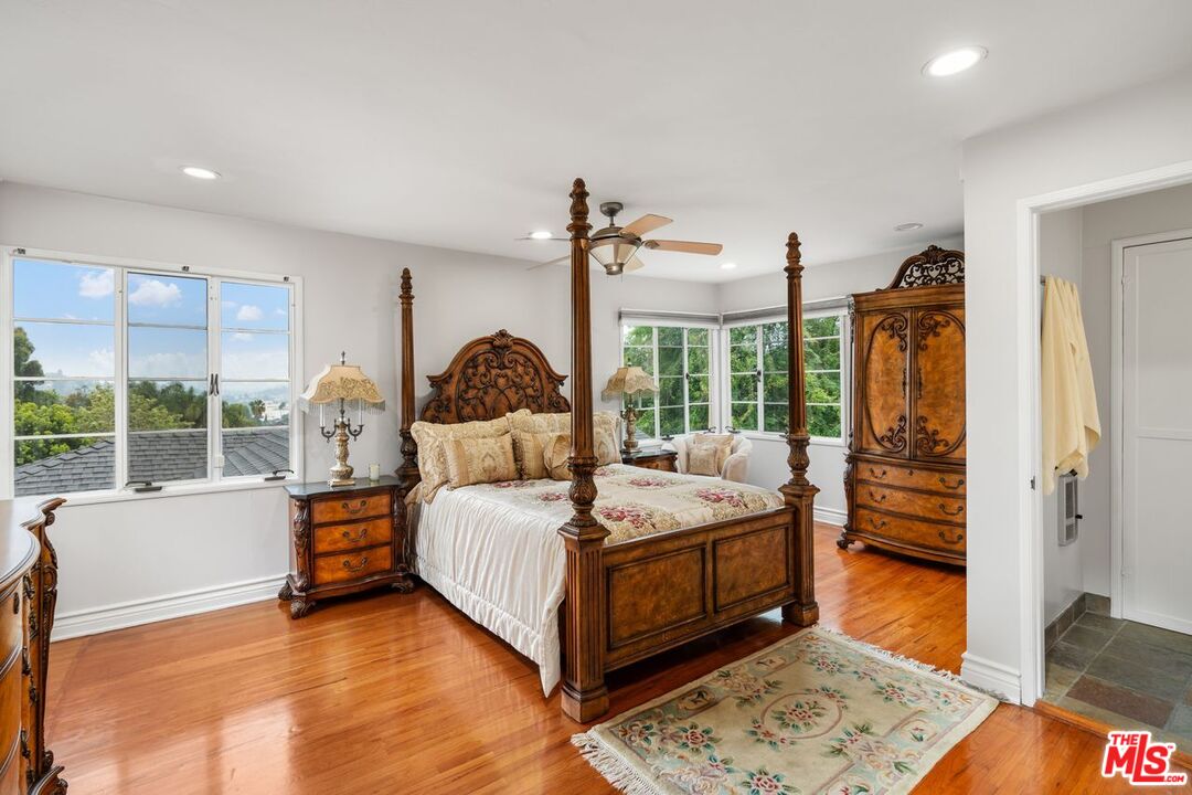 Los Angeles, California, 90027, United States, 4 Bedrooms Bedrooms, ,4 BathroomsBathrooms,Residential,For Sale,1898914