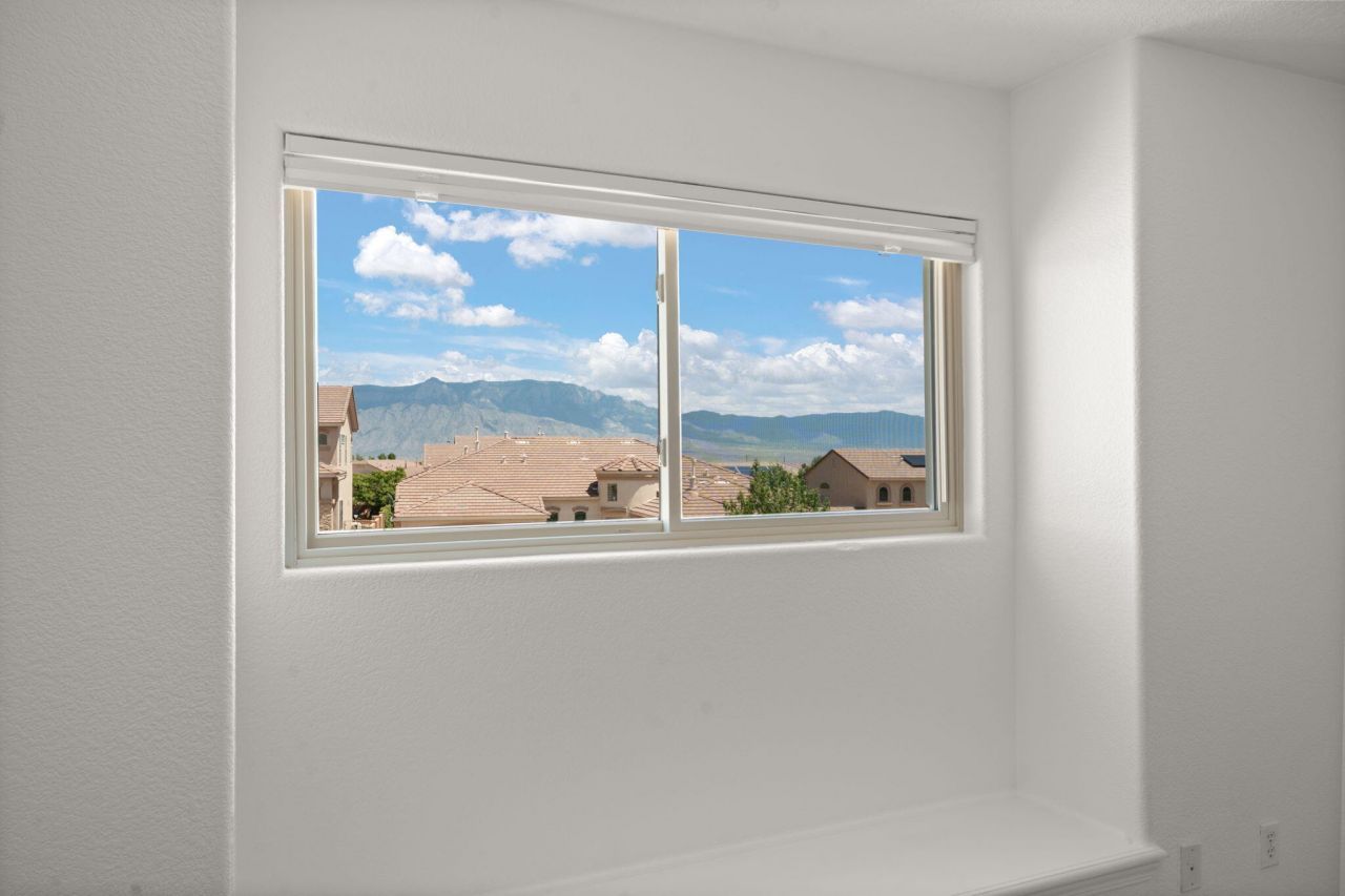 Rio Rancho, New Mexico, 87144, United States, 4 Bedrooms Bedrooms, ,3 BathroomsBathrooms,Residential,For Sale,1906947