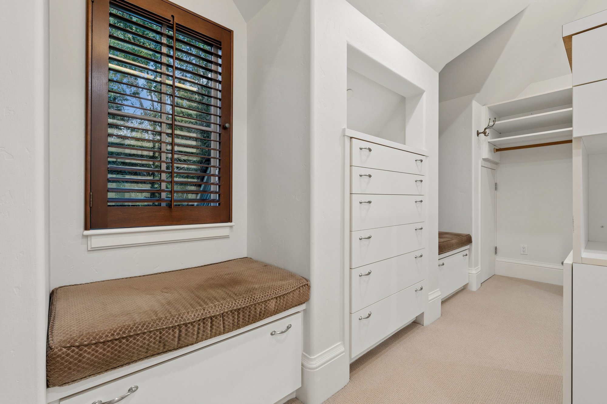 Timeless Elegance in Lower Hillsborough - 物件實景